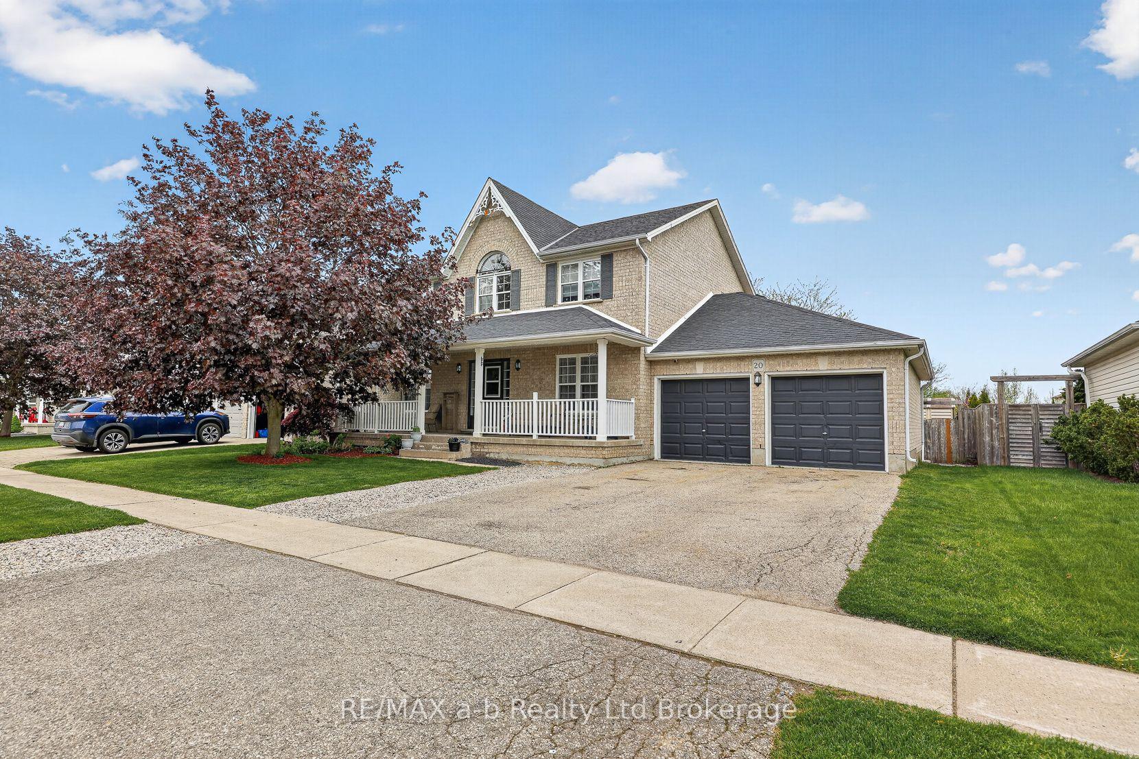 20 Owen Street — photo 1