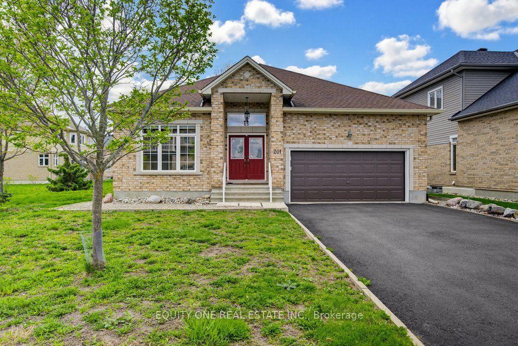 201 Trailgate Street, Blossom Park - Airport and Area — Detached for sale, photo 1