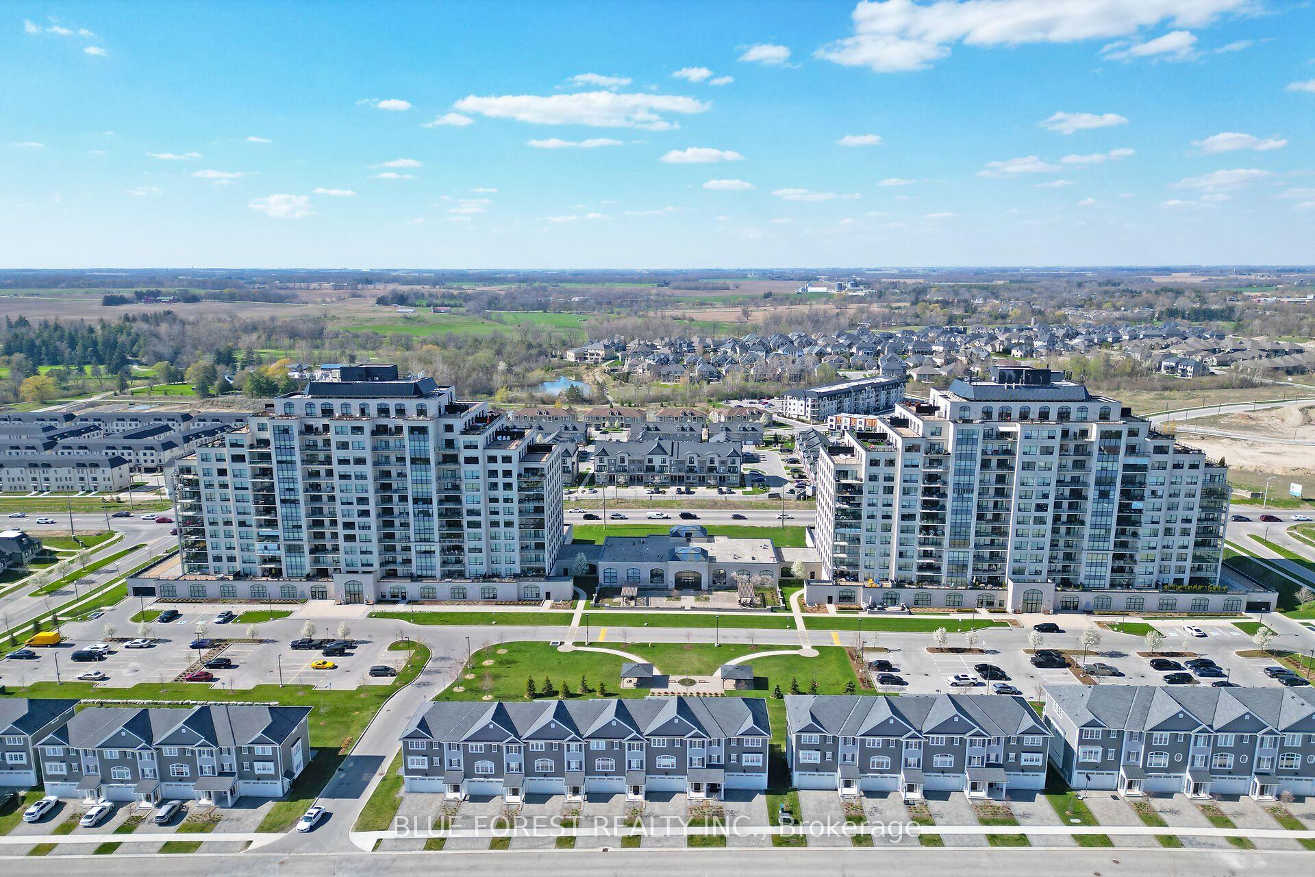 240 Villagewalk Boulevard 1208 #1208, London North — Condo for lease, photo 1