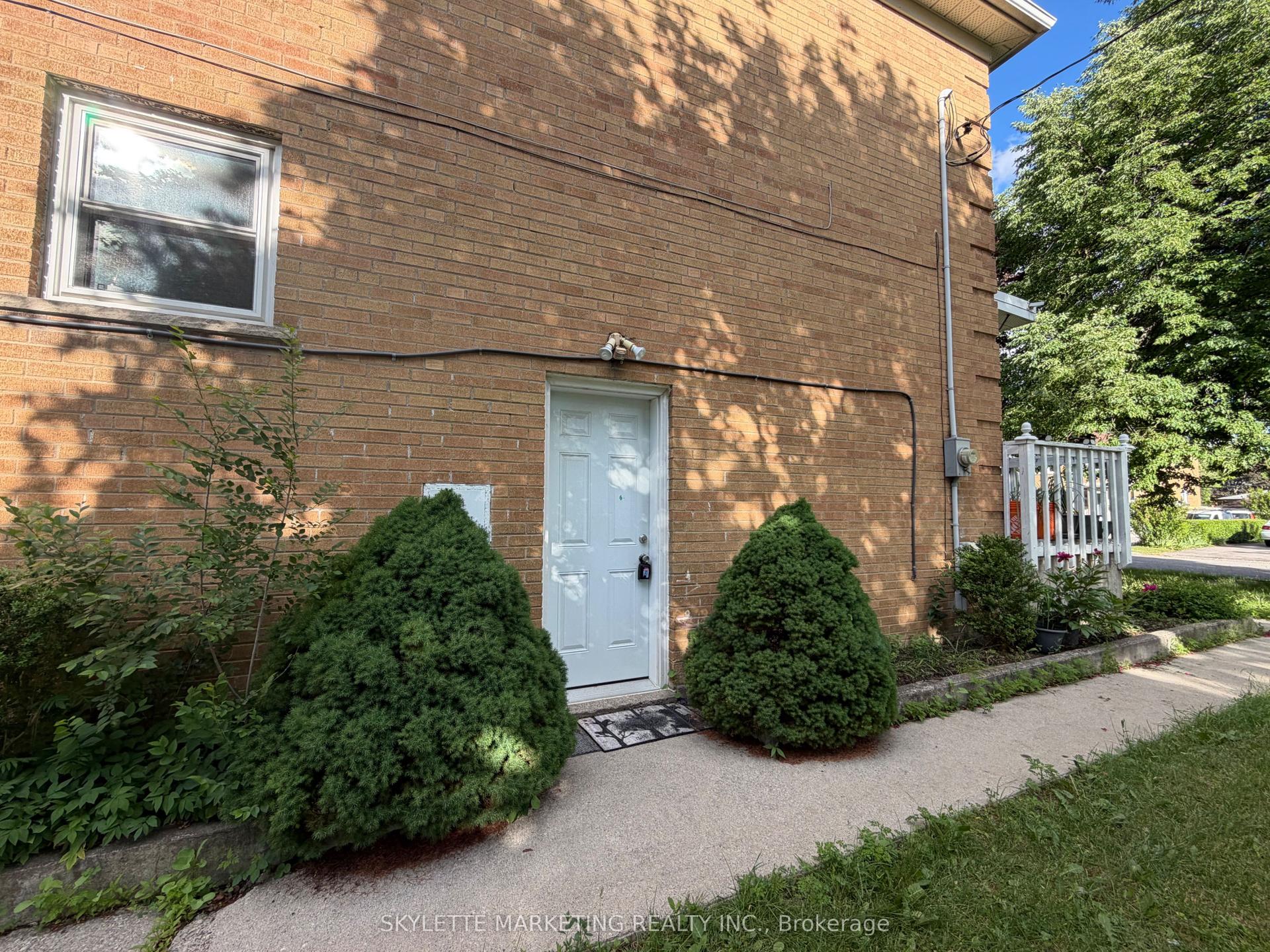 229 Zelda Crescent Lower #Lower, Richmond Hill — Semi-Detached for lease, photo 1
