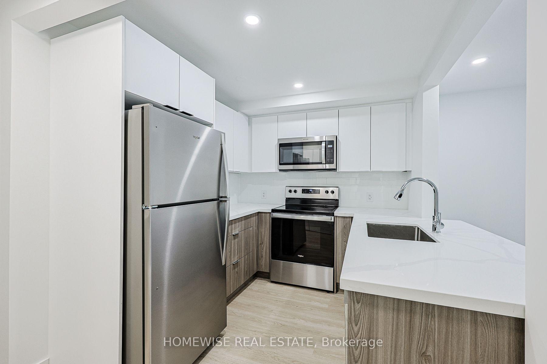 100 Liberty Street N 8A #8A, Clarington — Townhouse for lease, photo 1