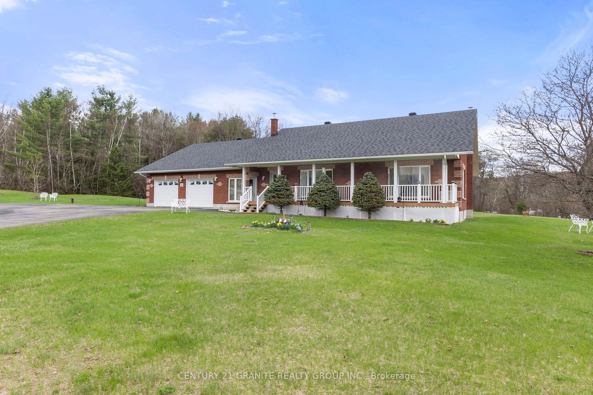 6 Stringer Road — photo 1