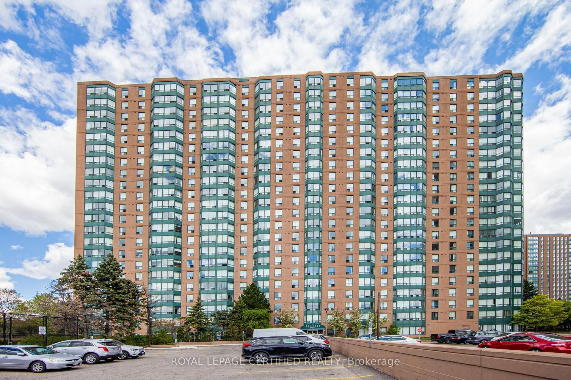 135 Hillcrest Avenue 1605 #1605, Mississauga — Condo for sale, photo 1
