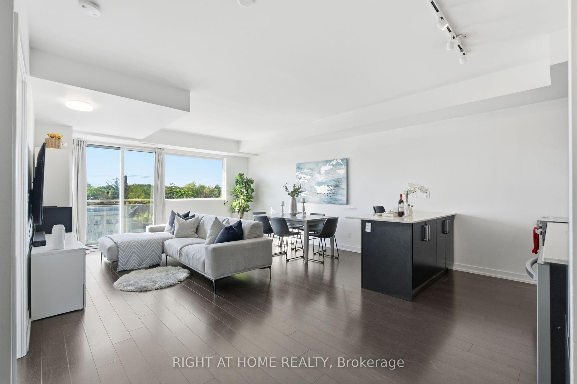 5101 Dundas Street W 411 #411, Toronto — Condo for sale, photo 1
