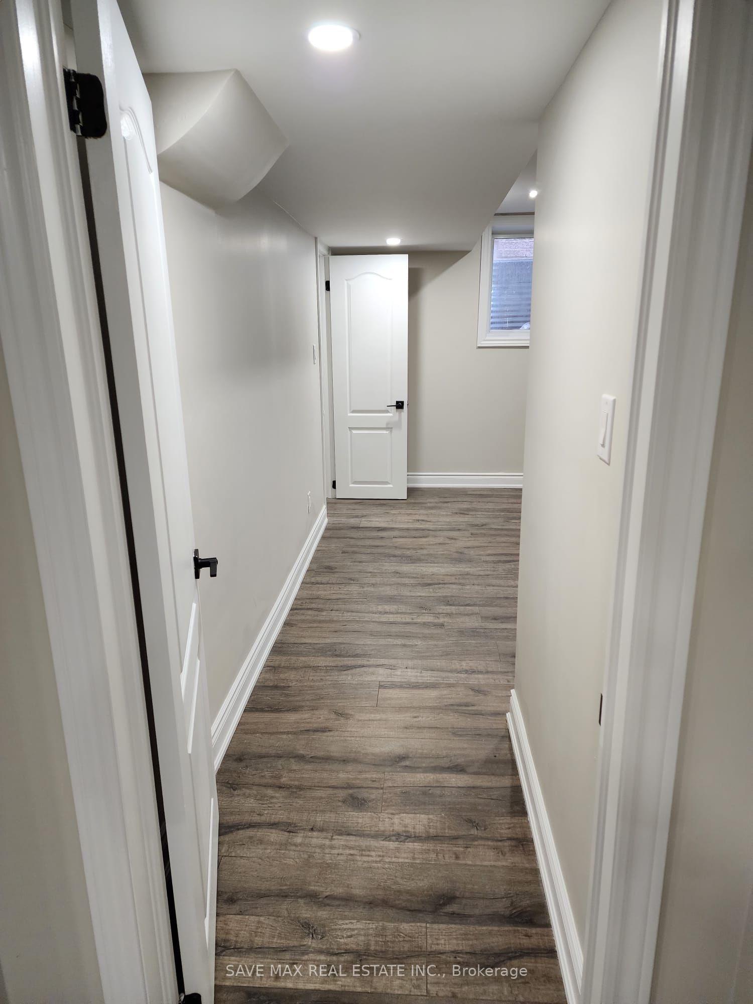 393 Jelinik Terrace — photo 1