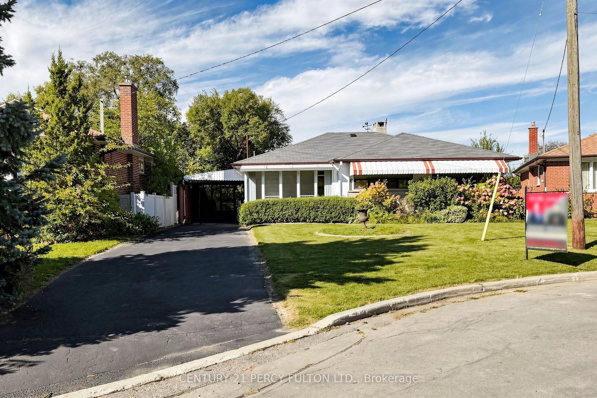 8 Wallbridge Court, Toronto — Detached for sale, photo 1