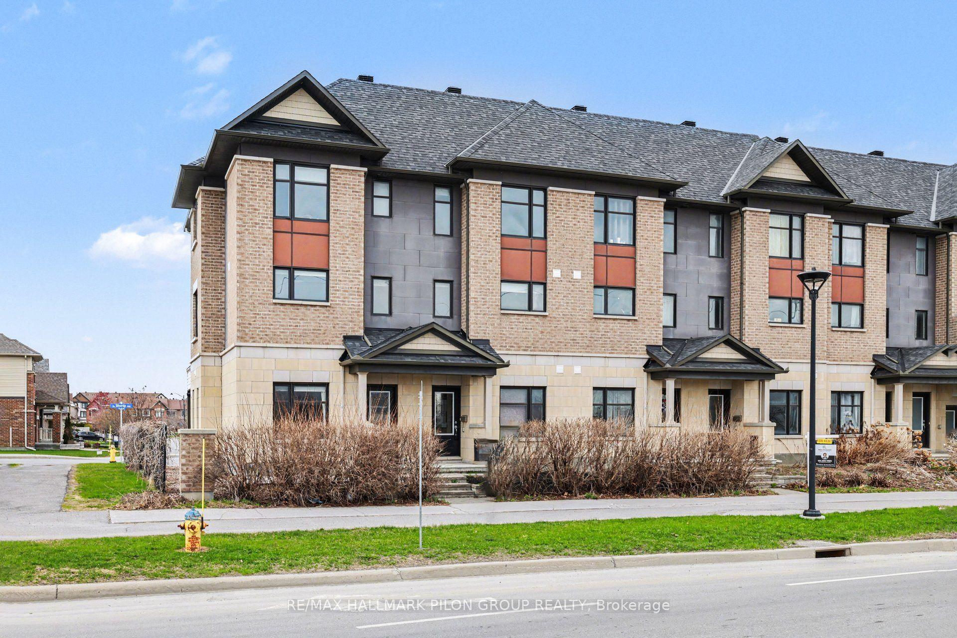 528 Silvertip Lane — photo 1