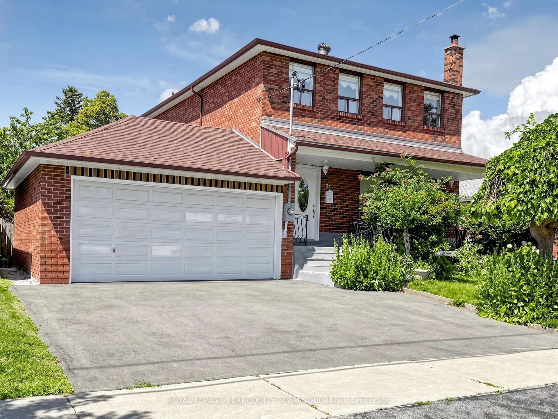 36 Lyon Heights Road, Toronto — Detached for sale, photo 1