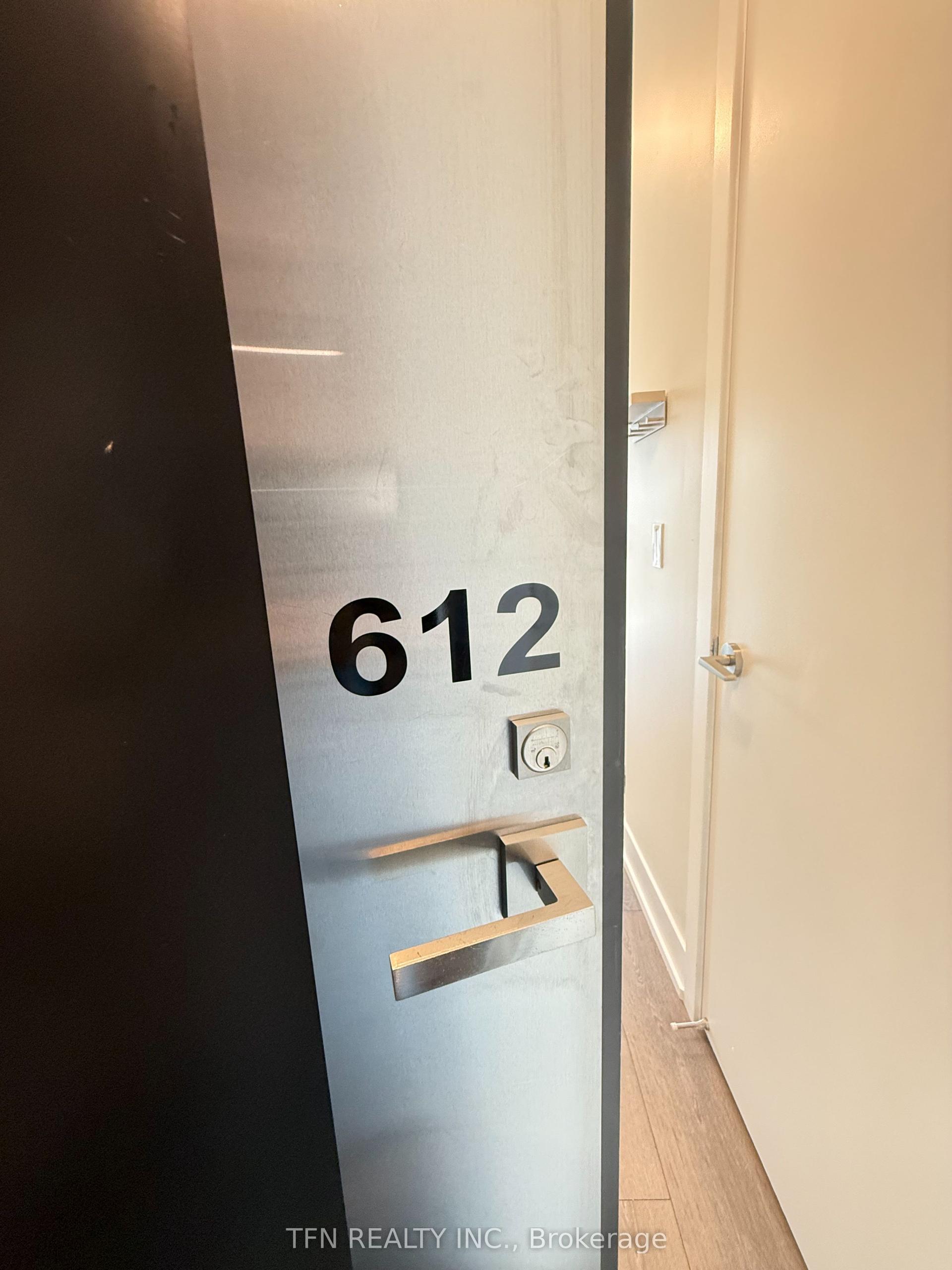 9471 Yonge Street W 612 #612, Richmond Hill — Condo for lease, photo 1