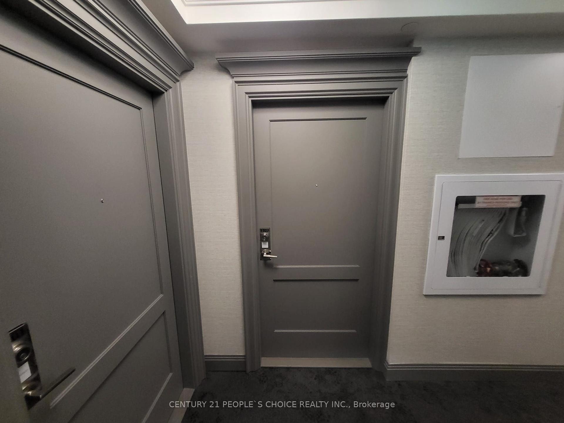 30 Elm Drive W 1102 #1102, Mississauga — Condo for lease, photo 1