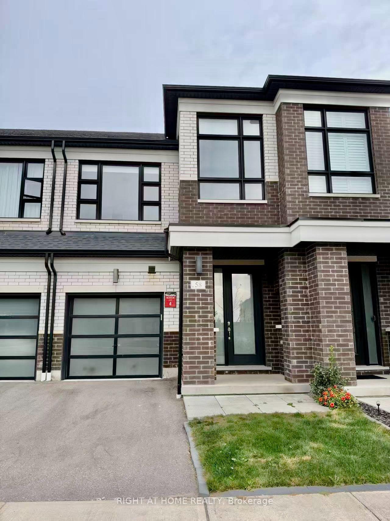 58 Boiton Street, Richmond Hill — Townhouse for lease, photo 1