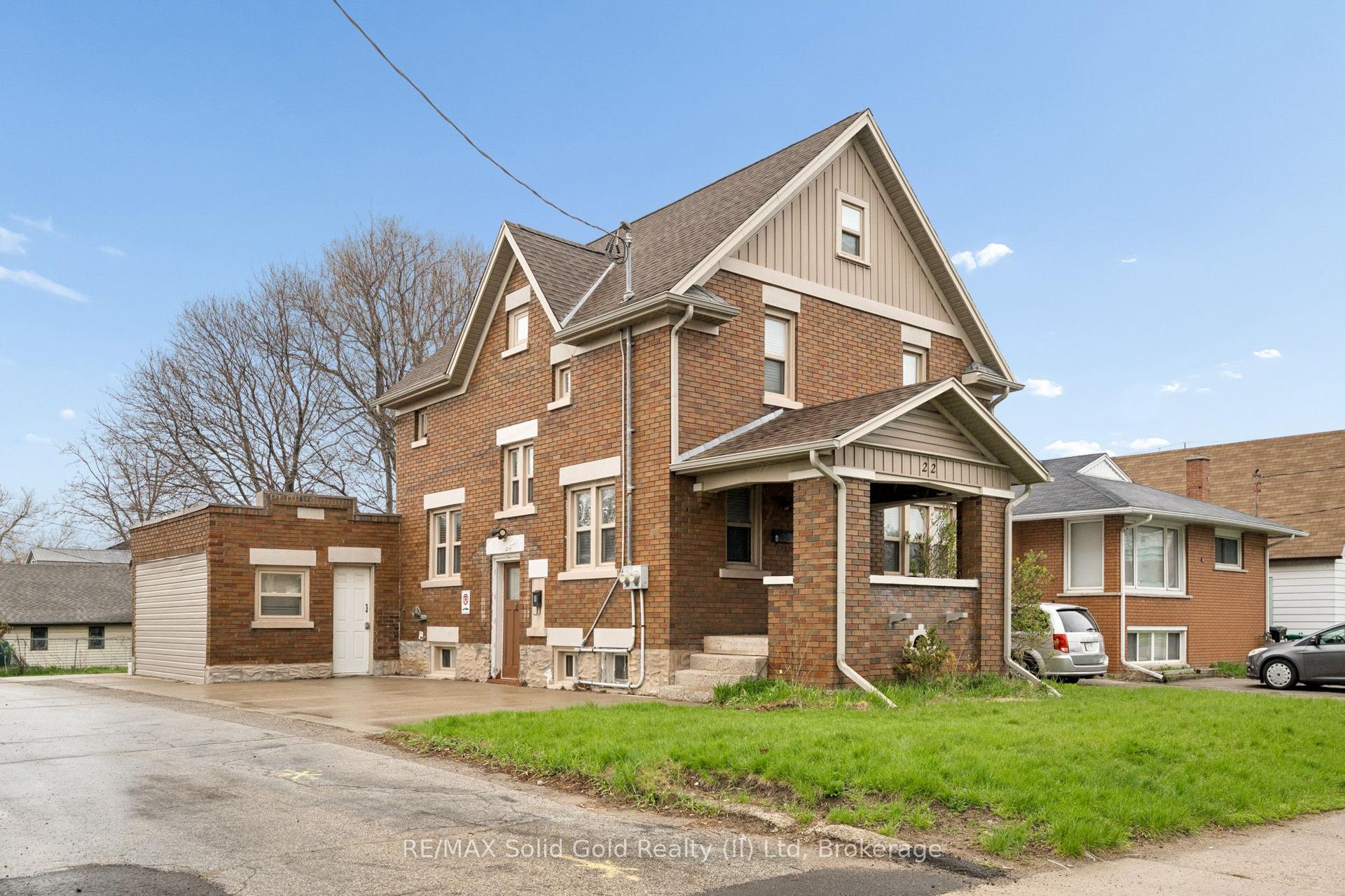 22 Dellroy Avenue — photo 1