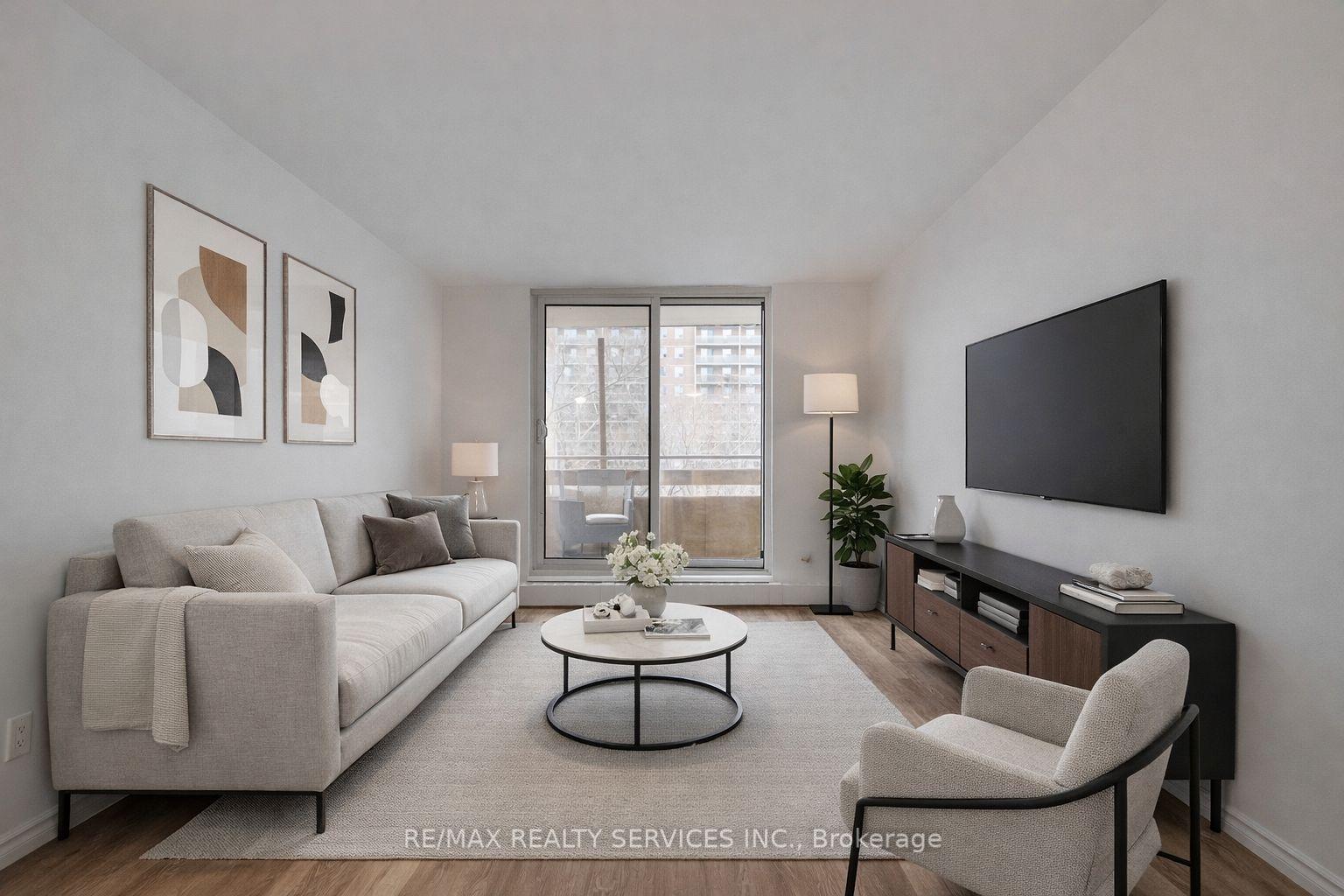 223 Jackson Street W 1009 #1009 — photo 1