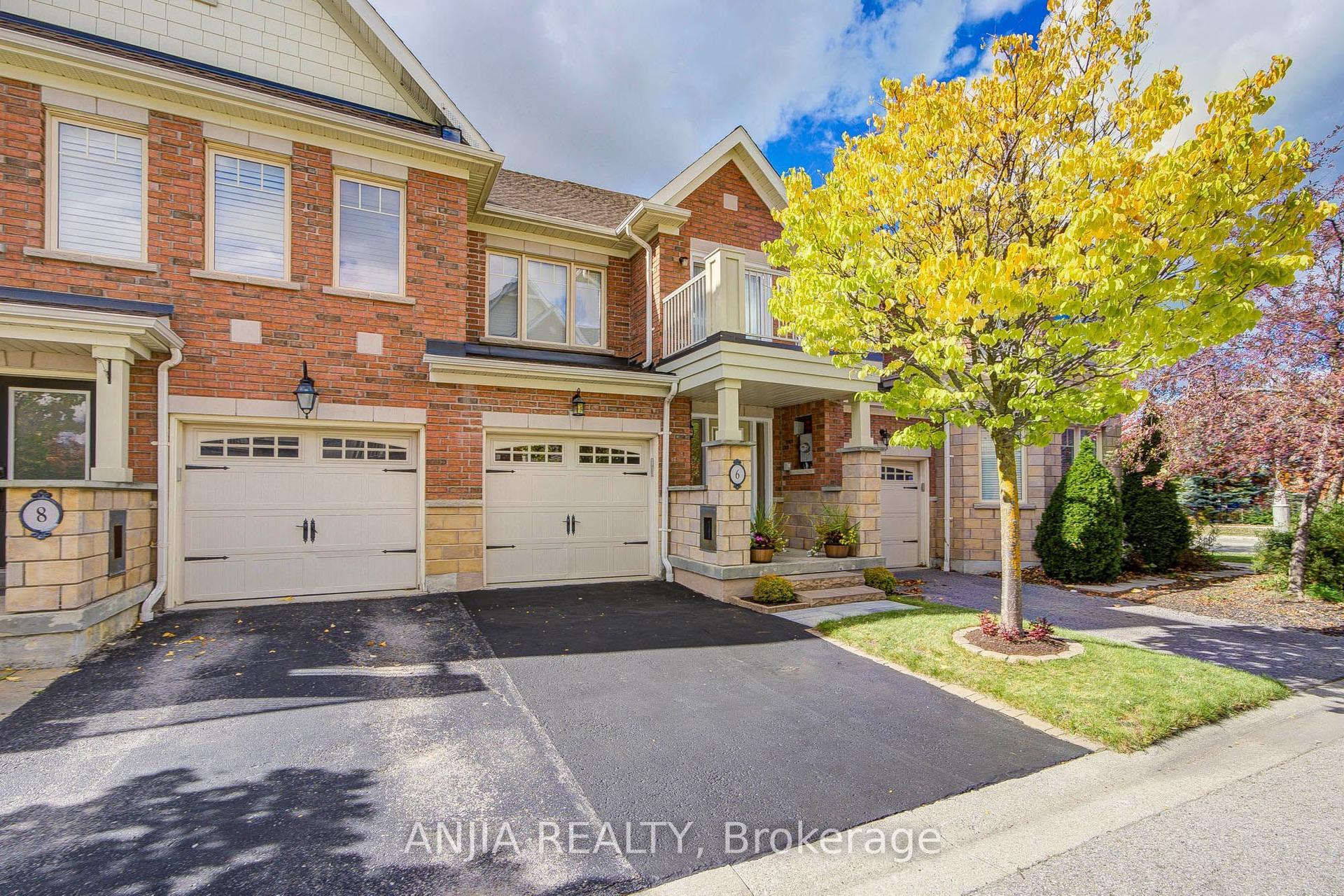 6 Expedition Crescent, Whitchurch-Stouffville — Townhouse for sale, photo 1