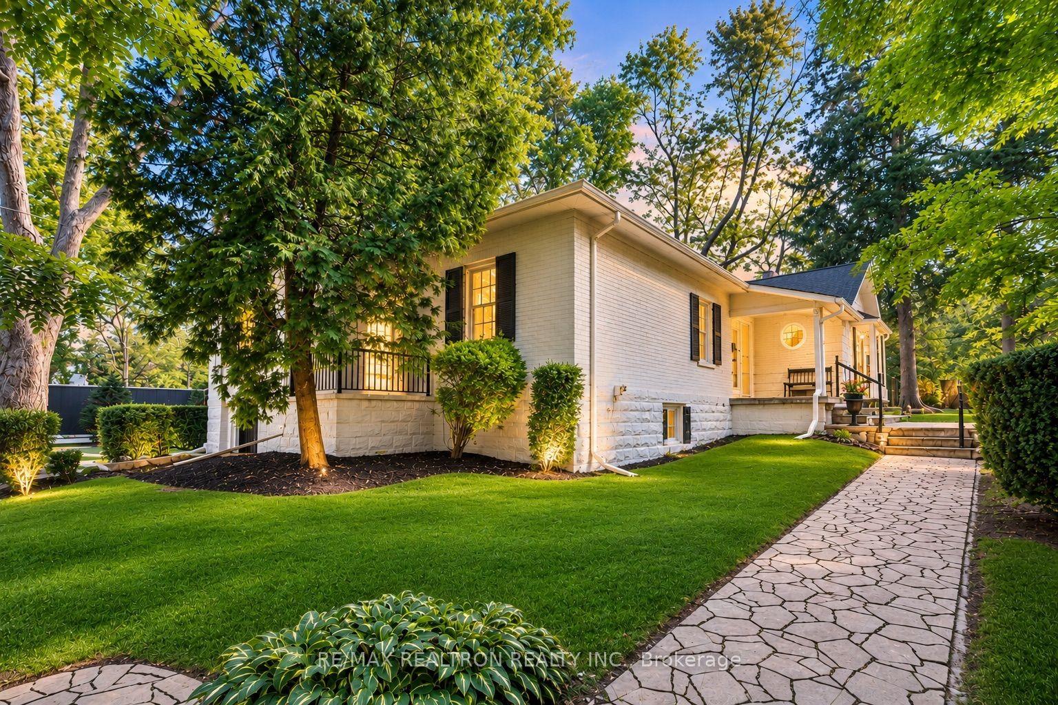 151 Brooke Street, Vaughan — Detached for lease, photo 1