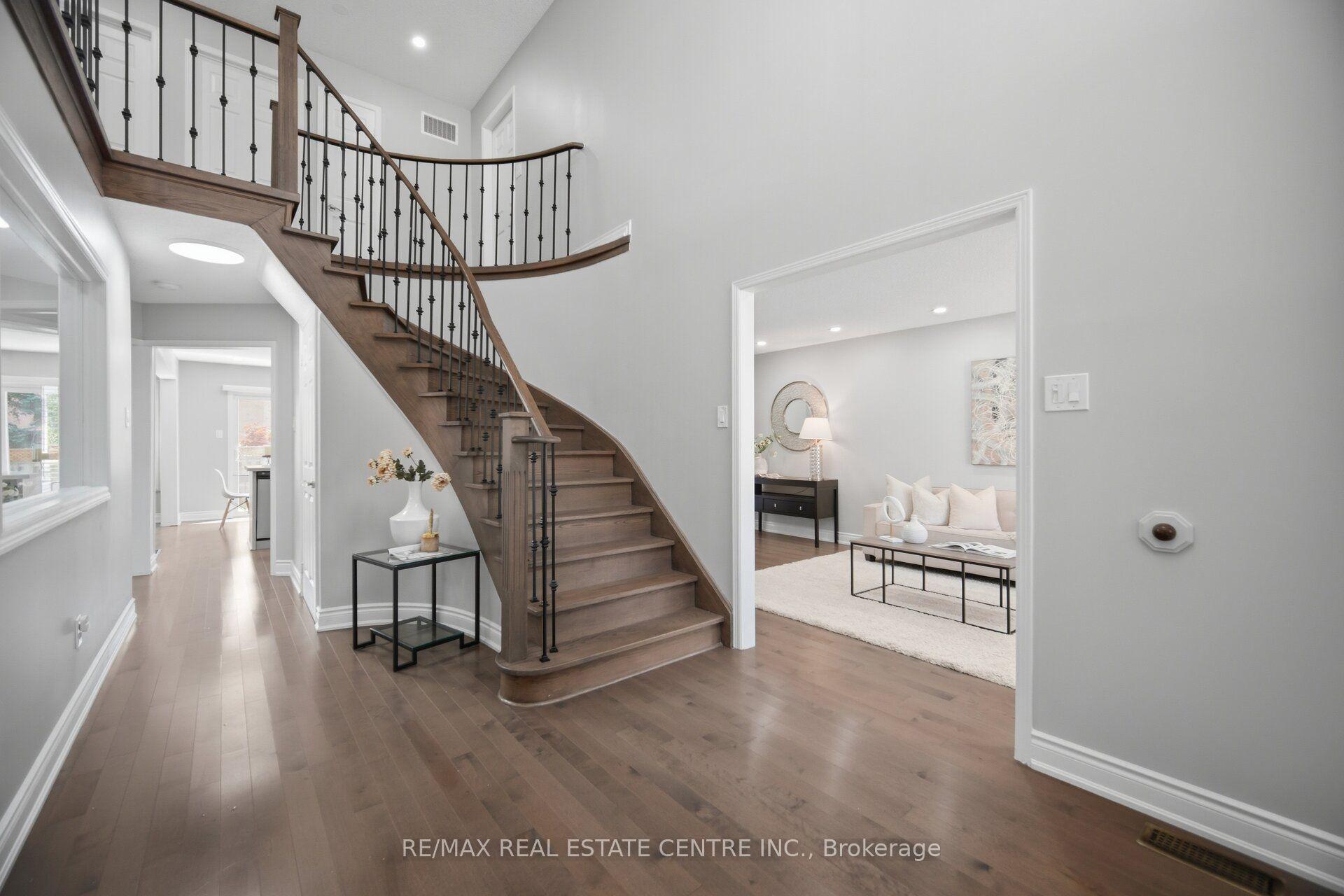 1558 Highbrook Avenue, Mississauga — Detached for sale, photo 1