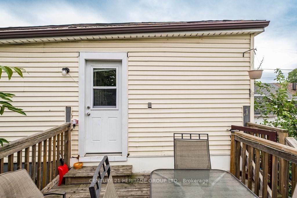 1125 Cannon Street E, Hamilton — Detached for lease, photo 1