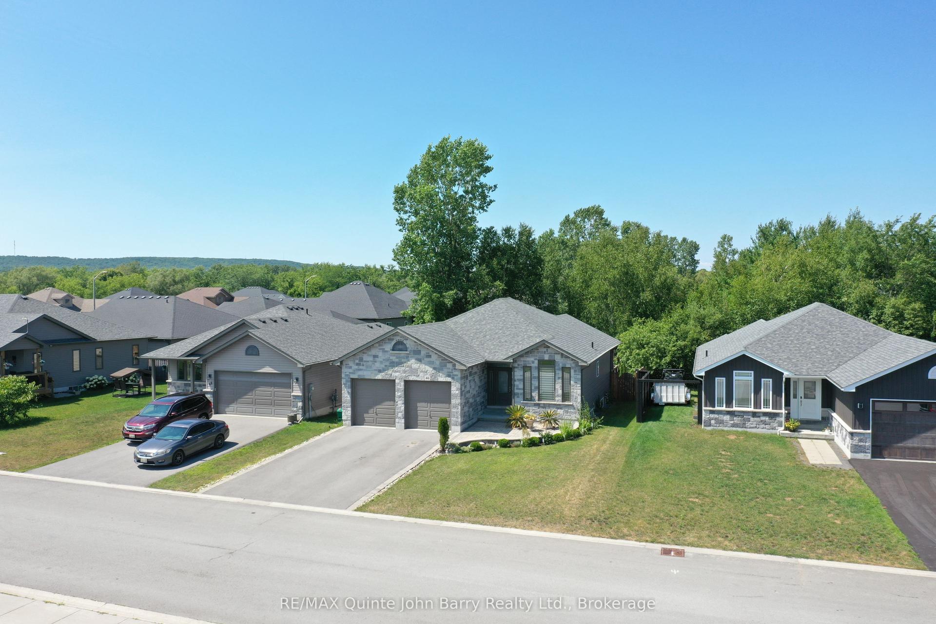 46 Birchmount Street, Quinte West — Detached for sale, photo 1