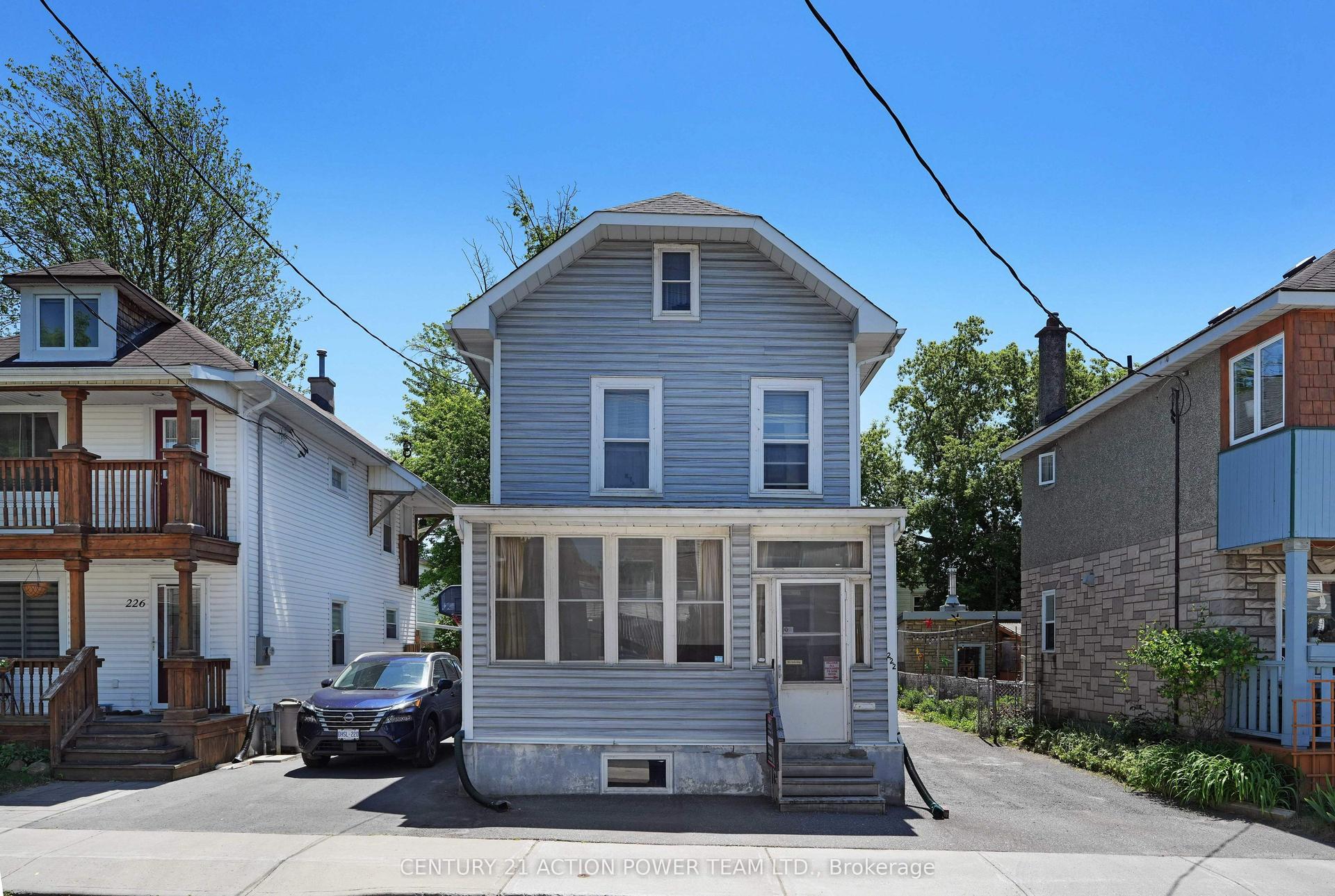 222 Montfort Street, Vanier and Kingsview Park — Detached for sale, photo 1