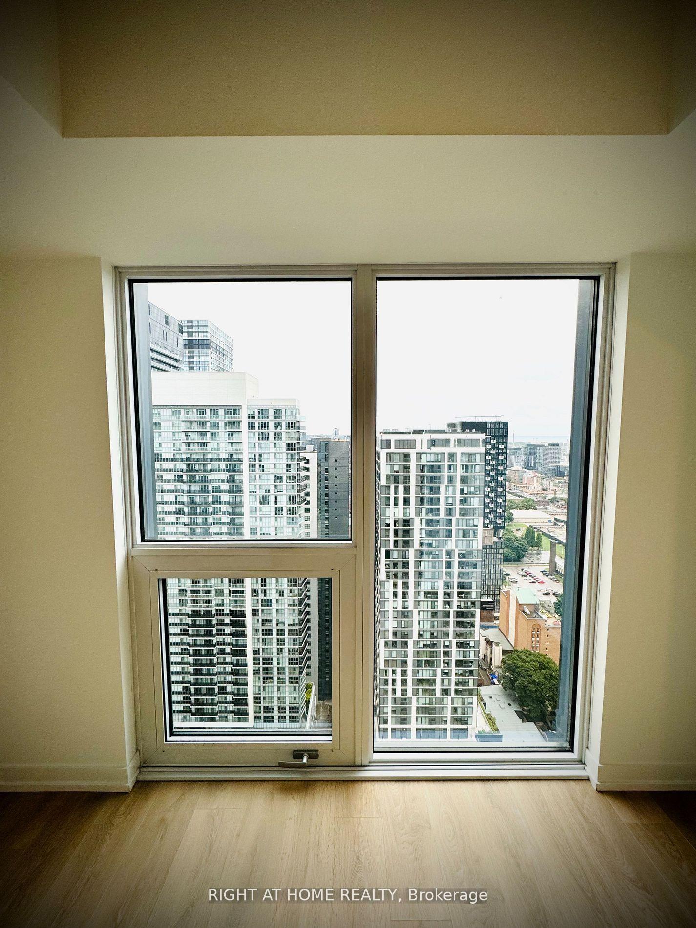 82 Dalhousie Street 3818 #3818 — photo 1