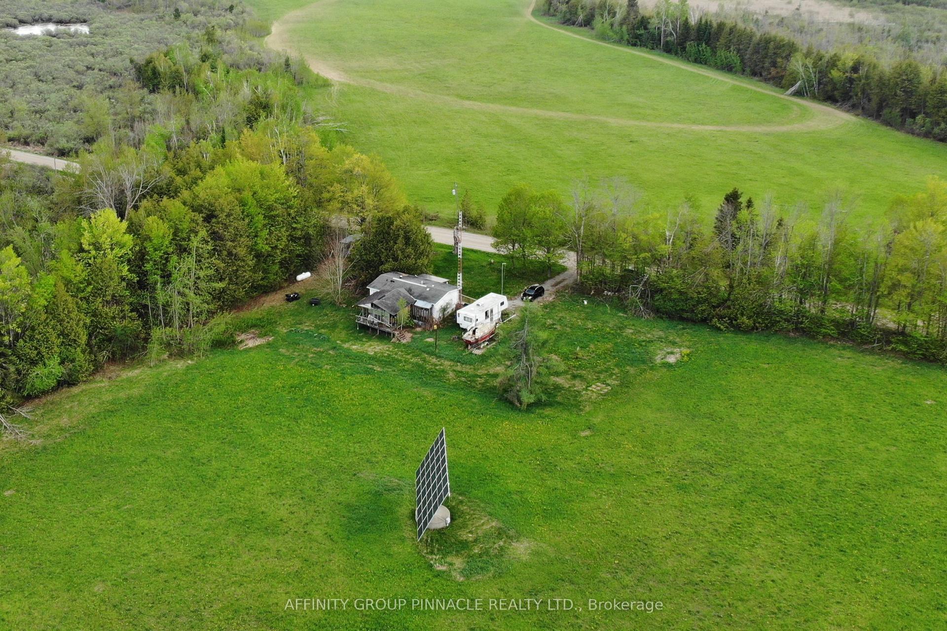 19 Patterson Road — photo 1
