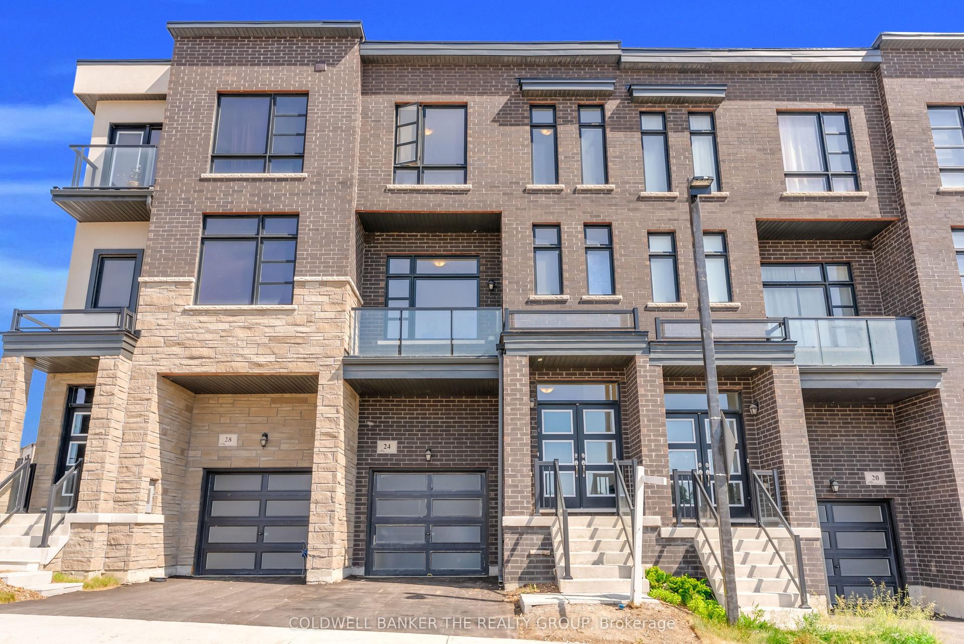 24 Wascana Road, Vaughan — Townhouse for sale, photo 1