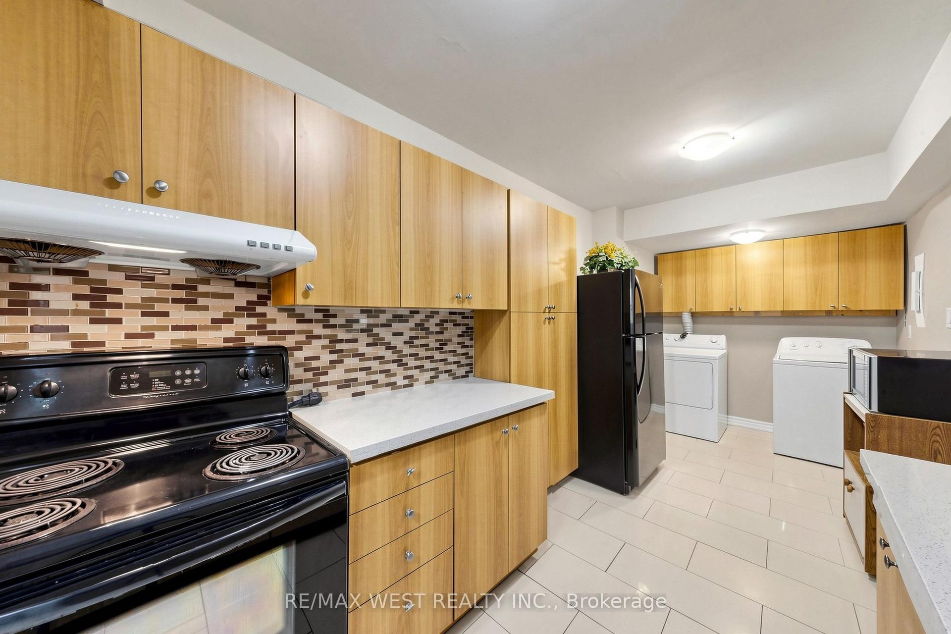 370 Dixon Road 102 #102, Toronto — Condo for sale, photo 1