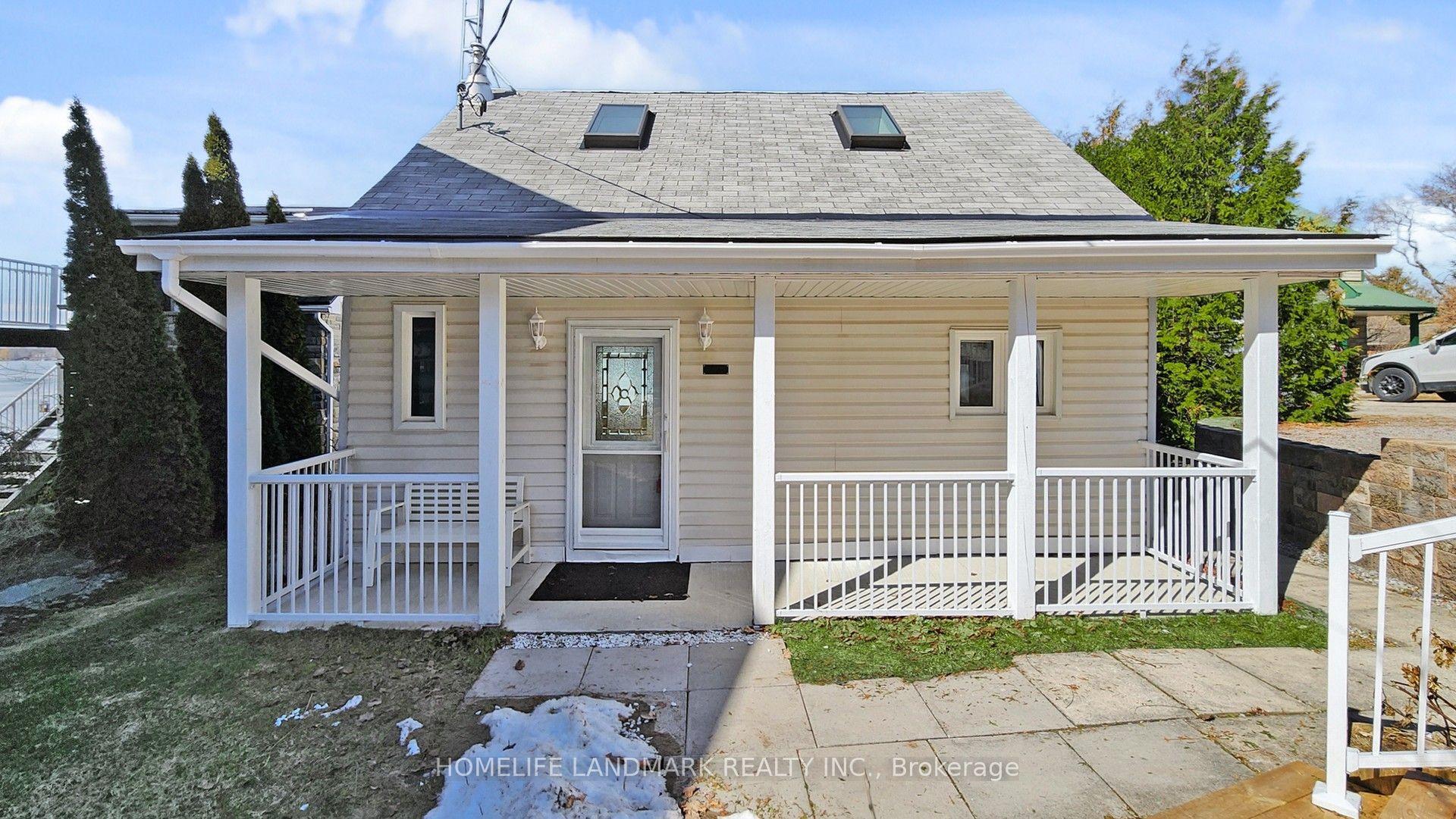 148 Coleman Crescent — photo 1