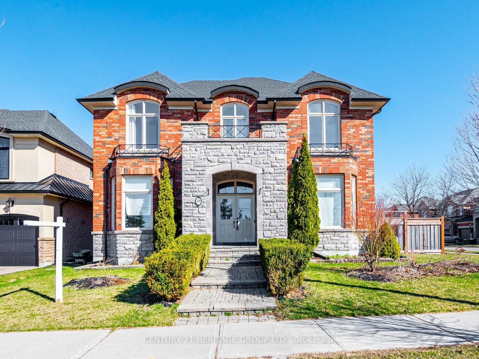 69 Morland Crescent — photo 1