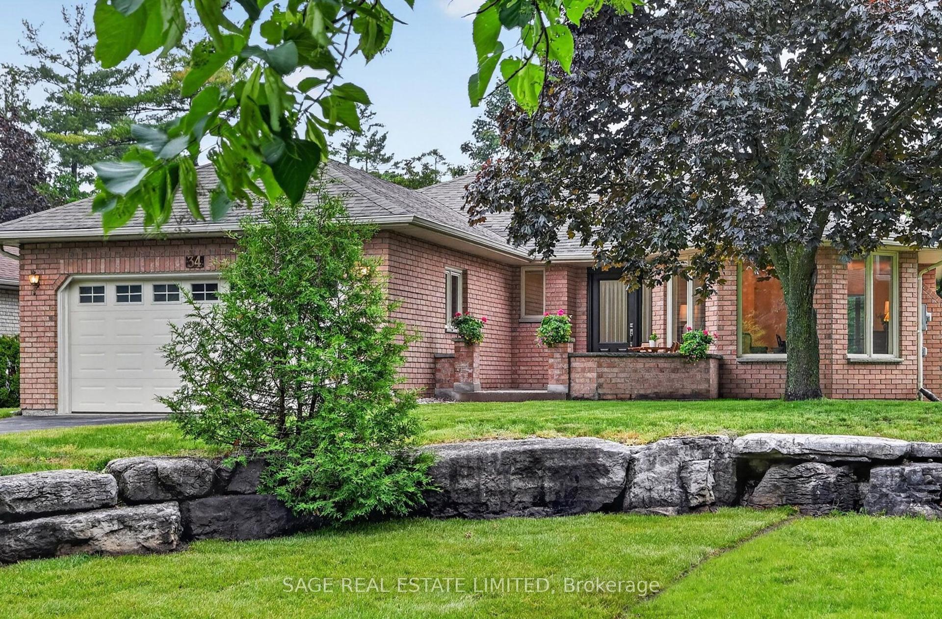 34 Patricia Place — photo 1
