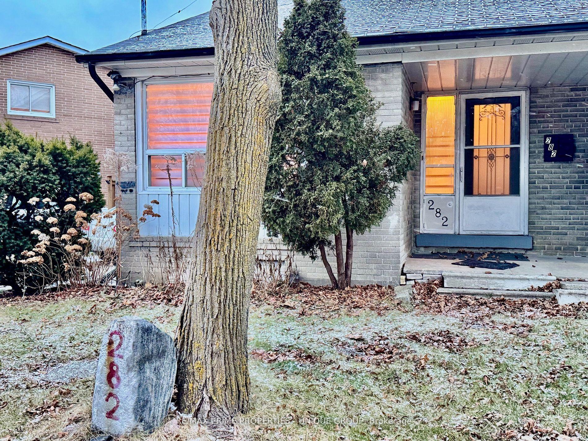 282 Roywood Drive, Toronto — Semi-Detached for lease, photo 1