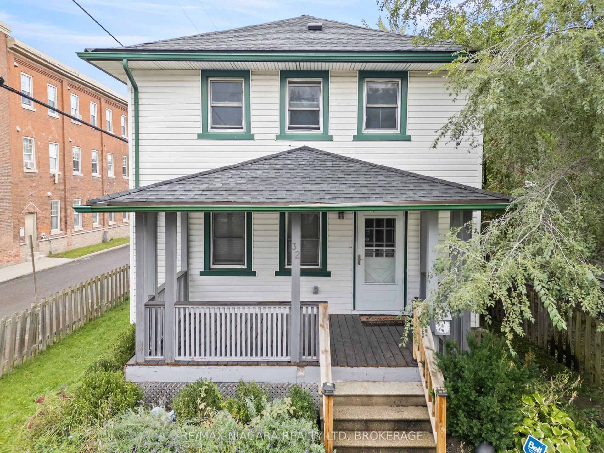 32 Page Street — photo 1