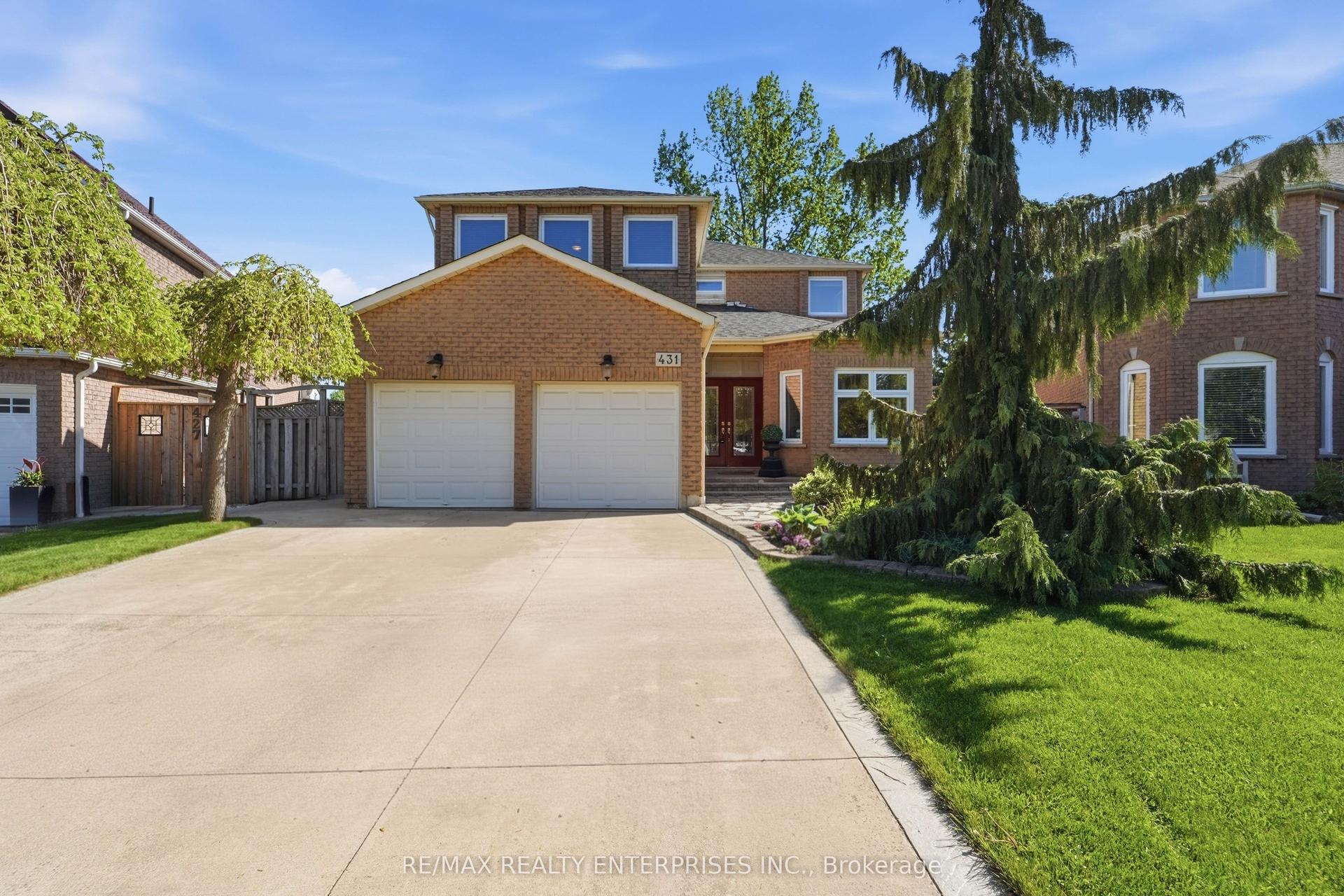 431 Naomi Crescent — photo 1