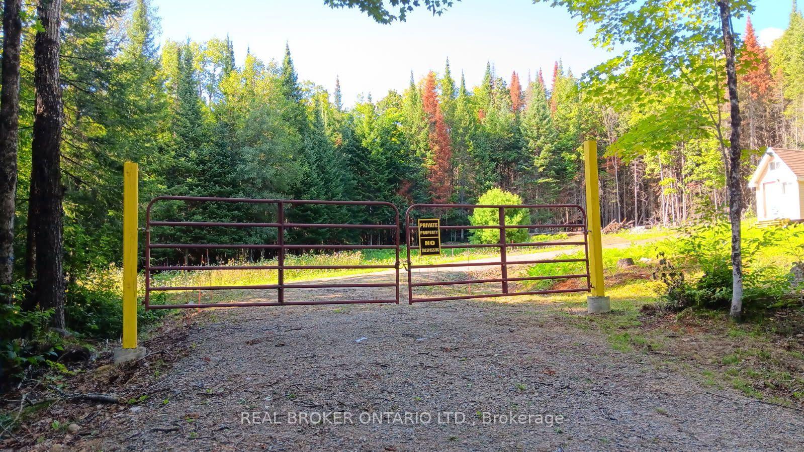 1555 Minnicock Lake Road, Dysart et al — Land for sale, photo 1