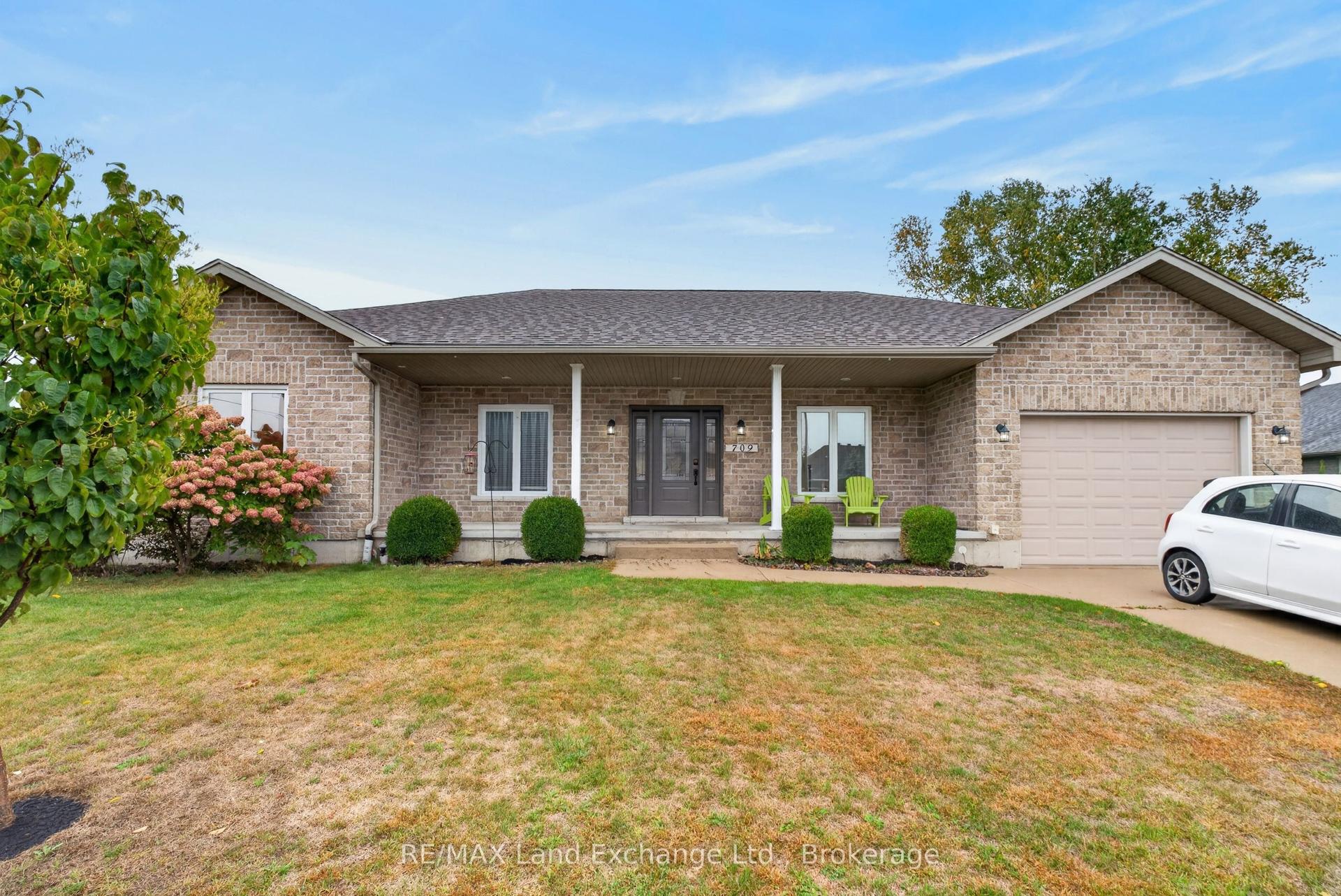 709 Mcgaw Drive, Kincardine — Detached for sale, photo 1