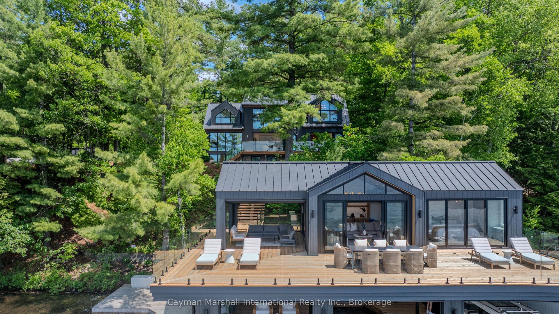 1291 Peninsula Road, Muskoka Lakes — Detached for sale, photo 1
