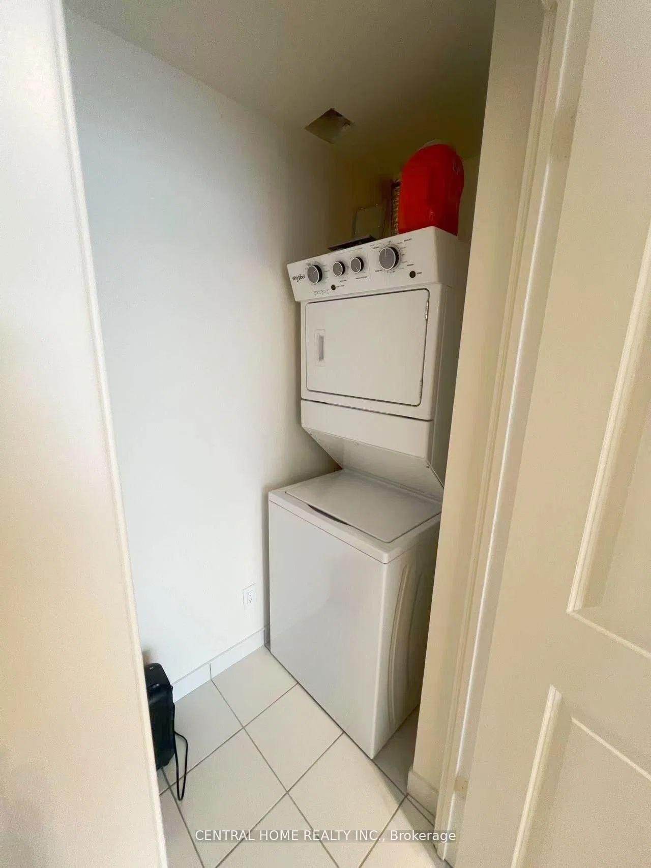 4955 Yonge Street 2815 #2815, Toronto — Condo for lease, photo 1