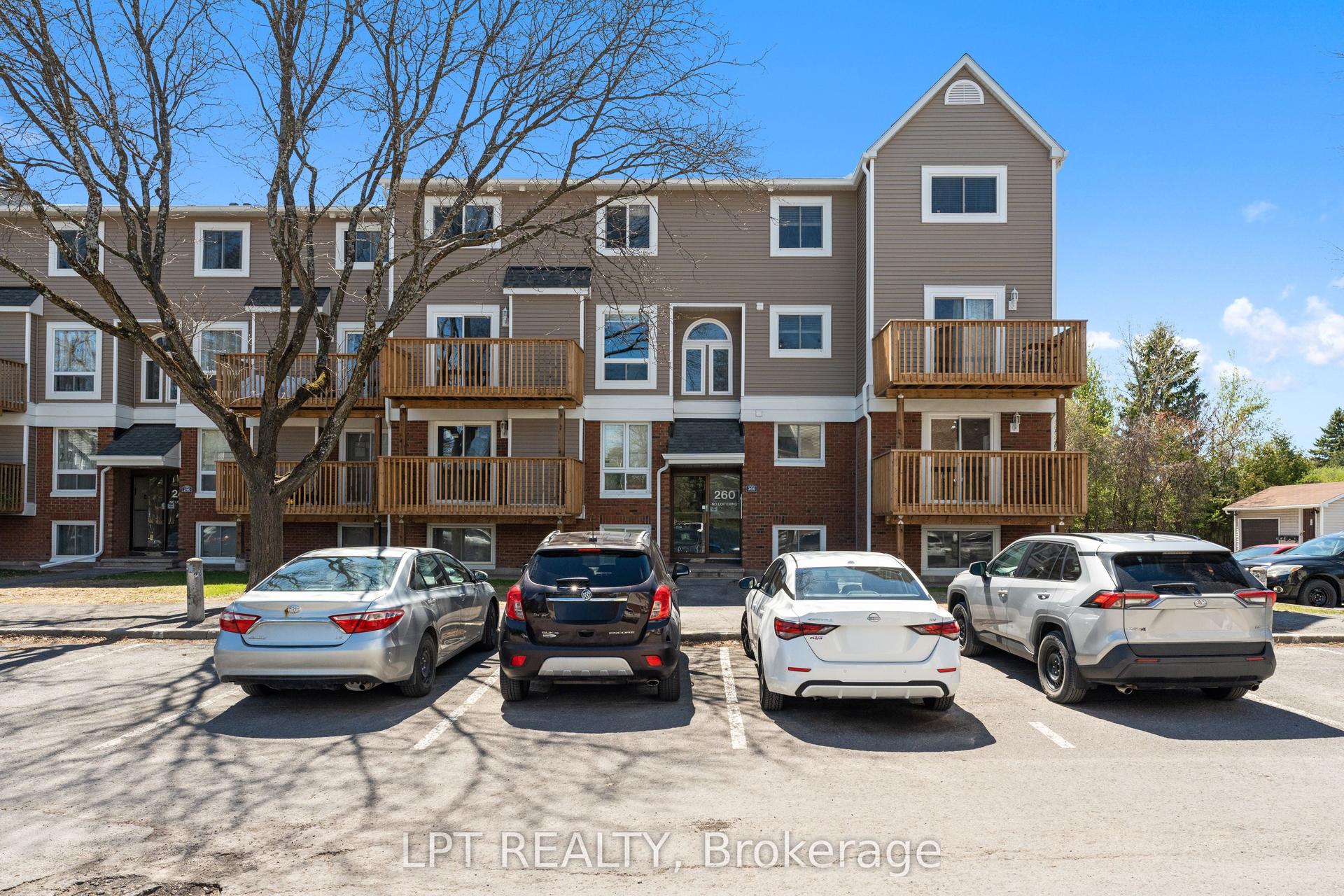 260 Fenerty Court 4 #4 — photo 1