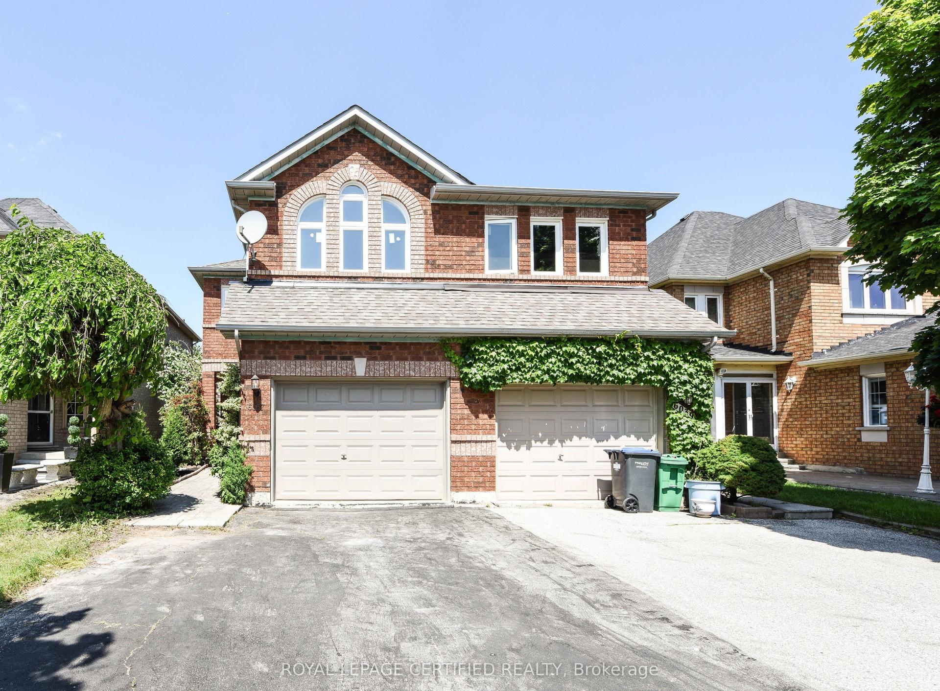 6037 Clover Ridge Crescent, Mississauga — Semi-Detached for sale, photo 1