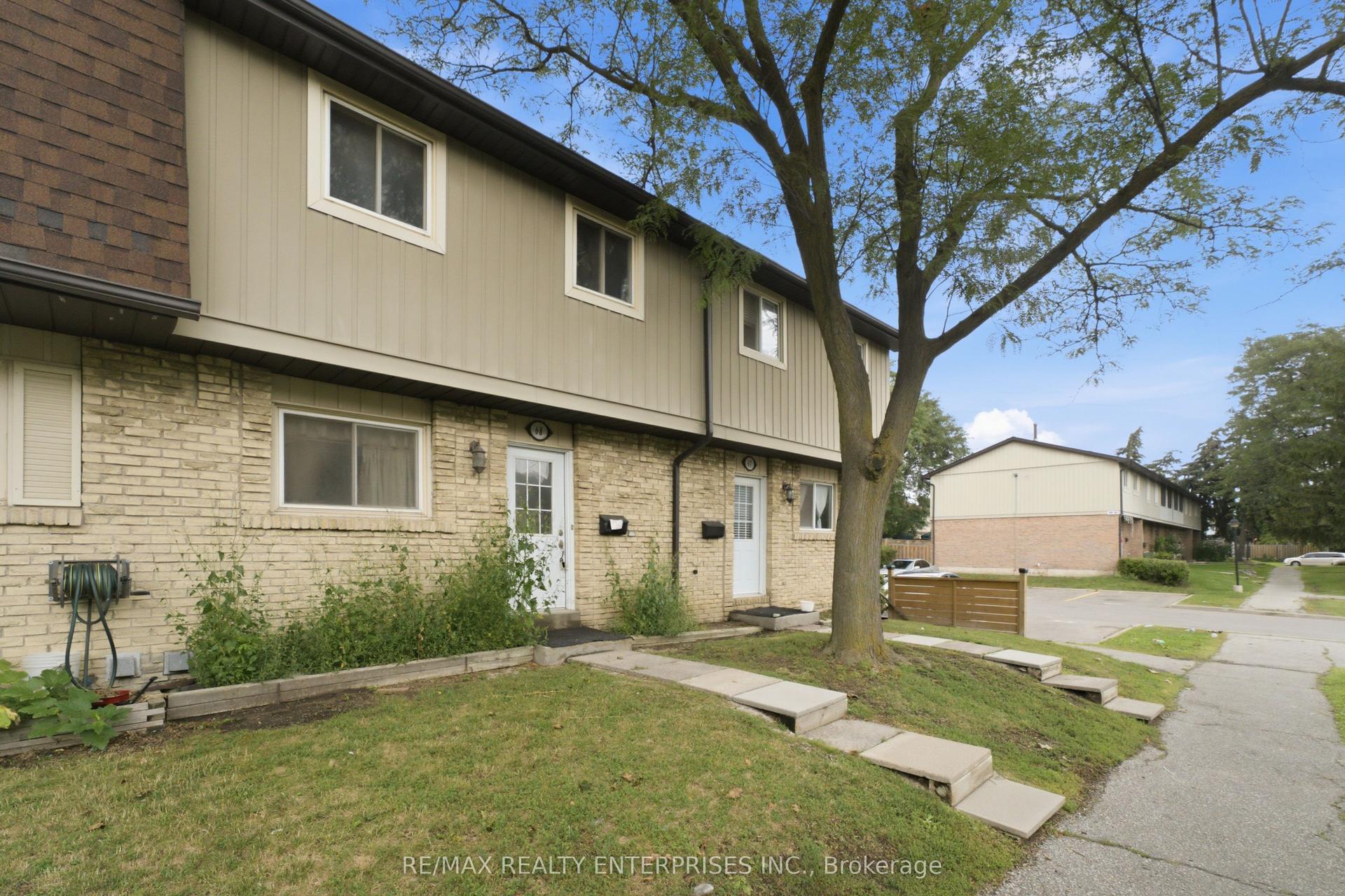 93 Hansen Road 68 #68, Brampton — Condo Town for lease, photo 1