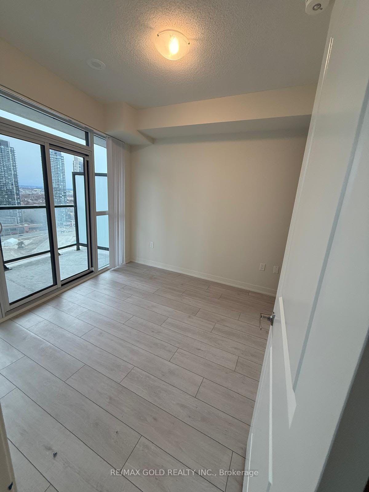 38 Annie Craig Drive 2707 #2707, Toronto — Condo for lease, photo 1