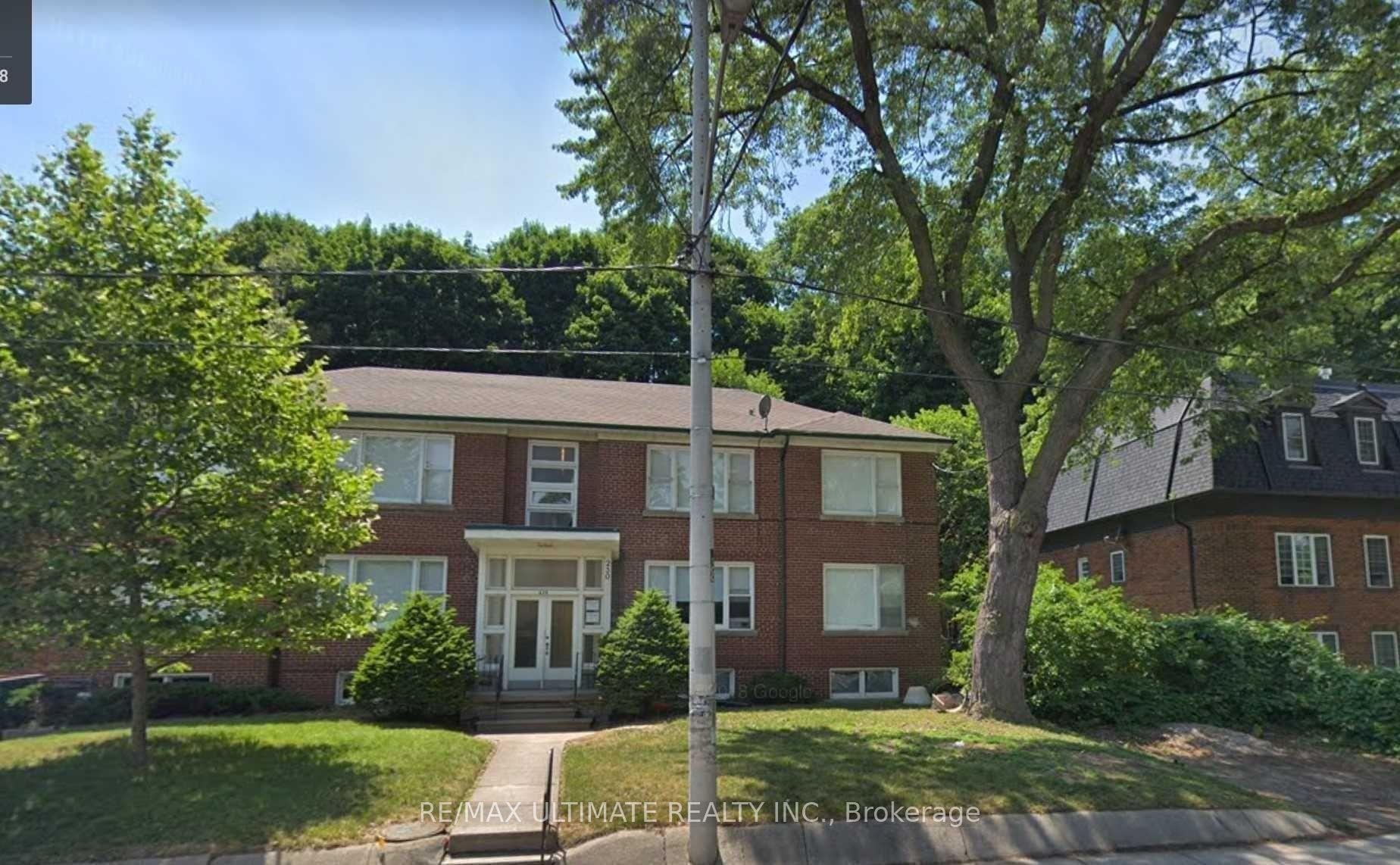 230 South Kingsway 9 #9, Toronto — Detached for lease, photo 1