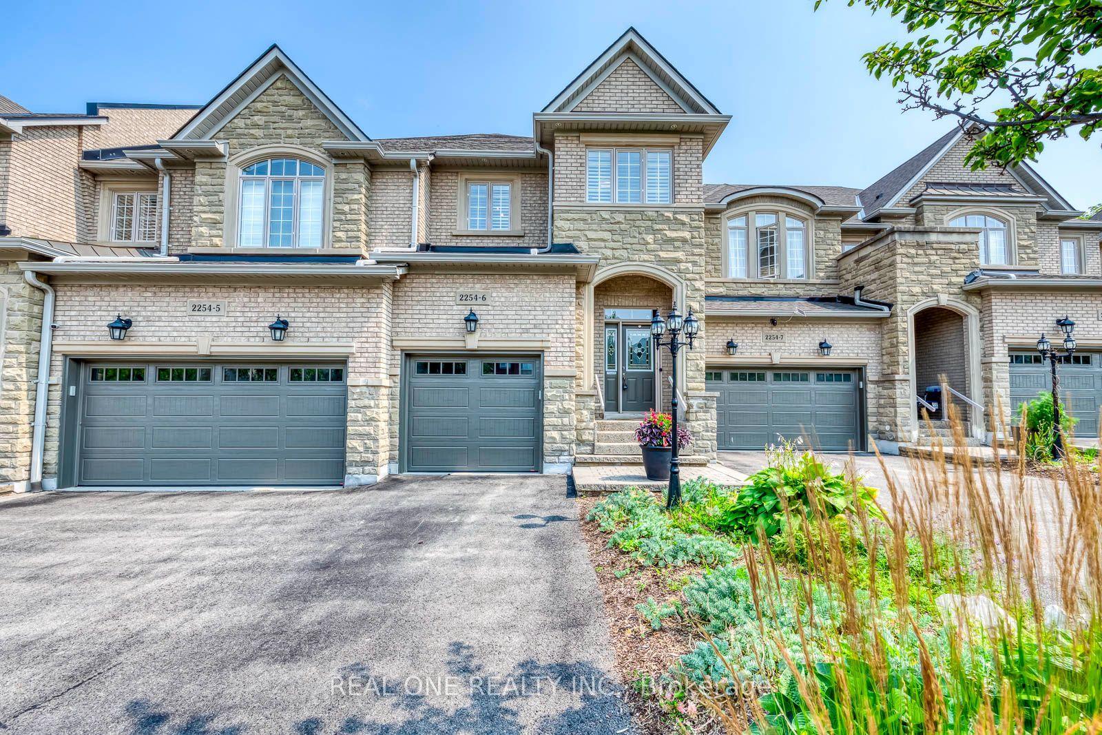 2254 Rockingham Drive 6 #6, Oakville — Condo Town for sale, photo 1