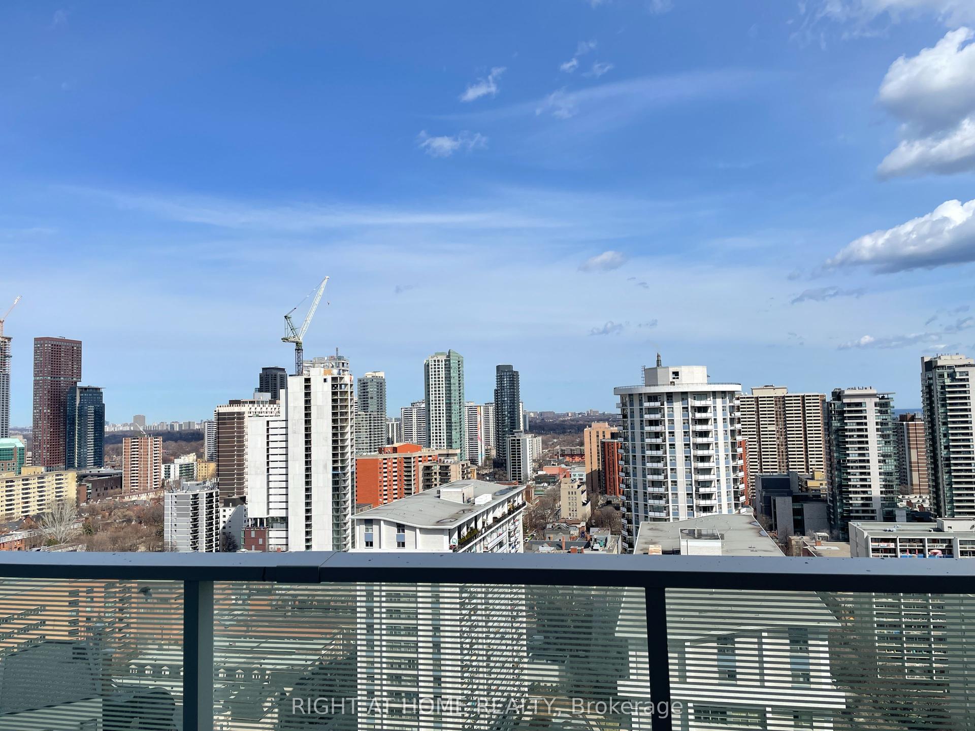 501 Yonge Street 2206 #2206, Toronto — Condo for lease, photo 1