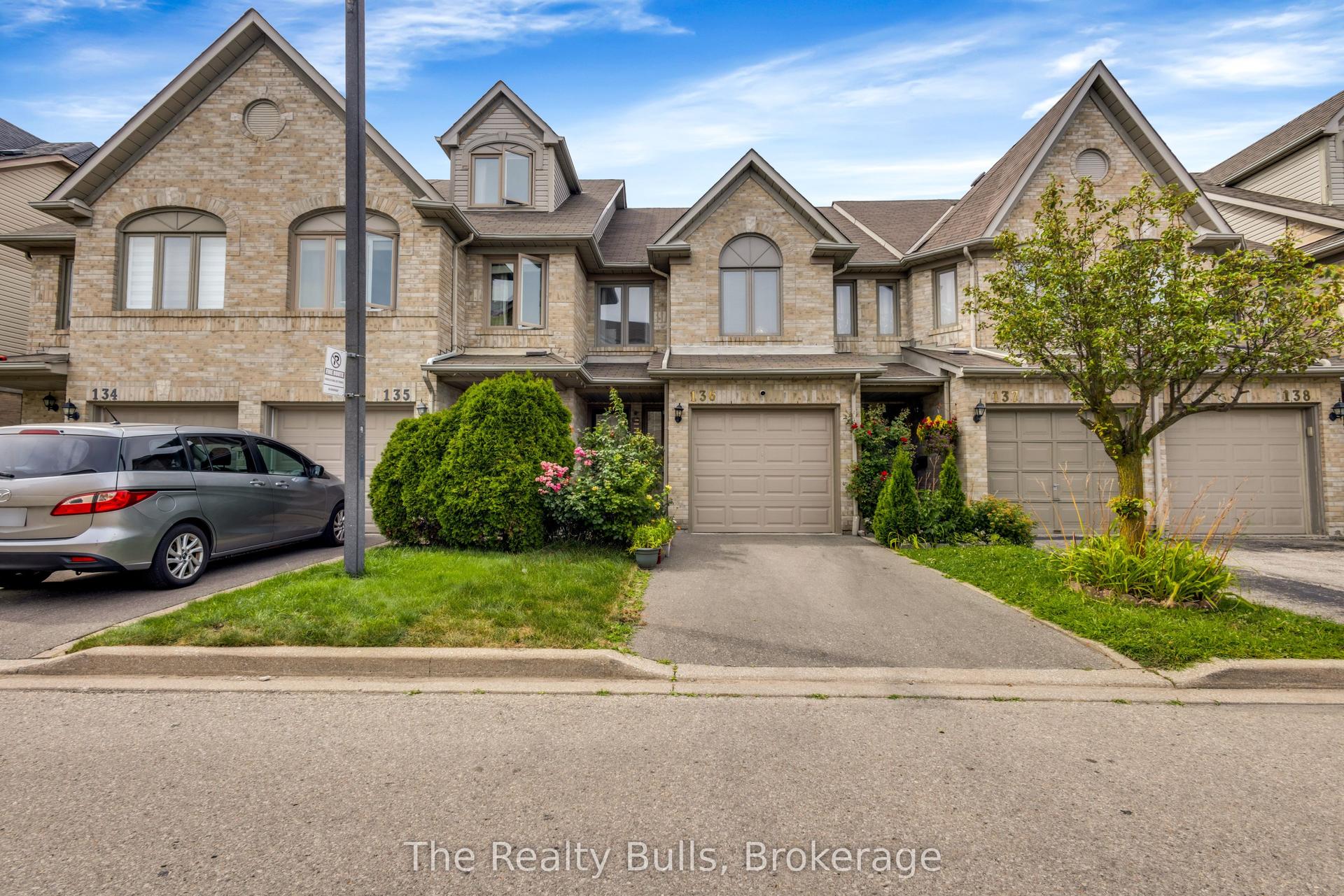 1292 Sherwood Mills Boulevard 136 #136, Mississauga — Condo Town for sale, photo 1
