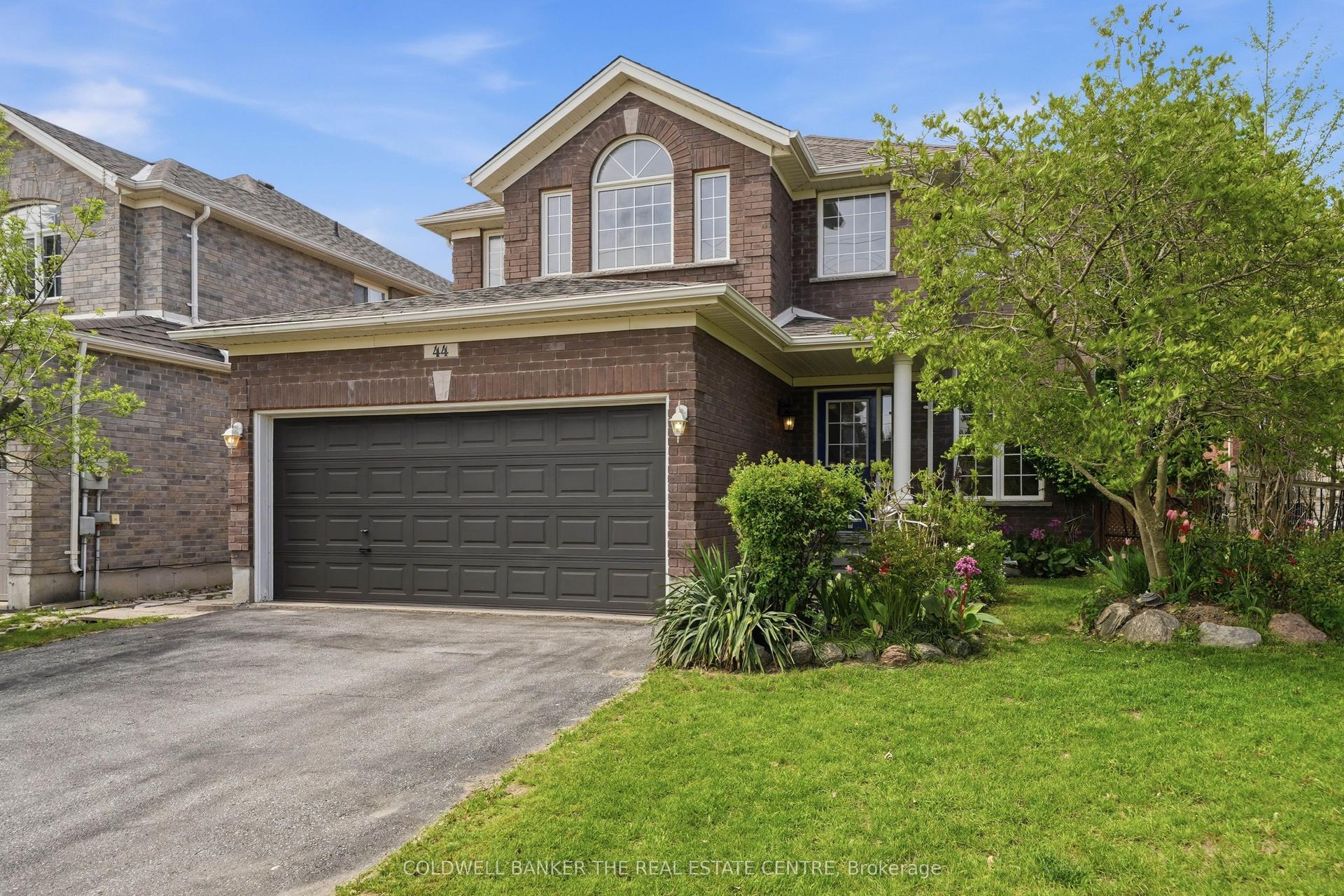 44 Prince William Way — photo 1