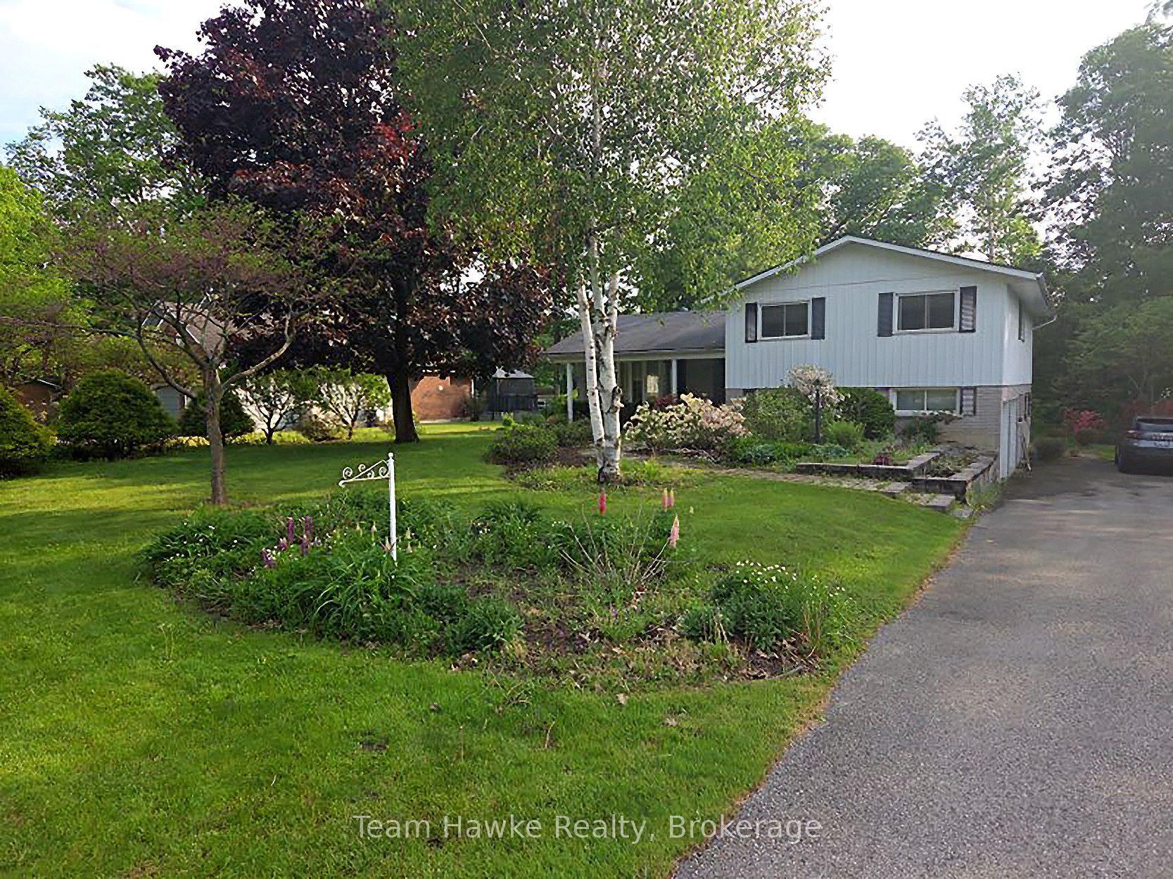 321 Glenbrook Drive — photo 1