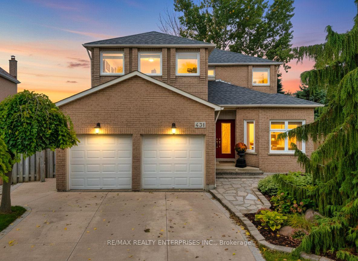 431 Naomi Crescent — photo 1