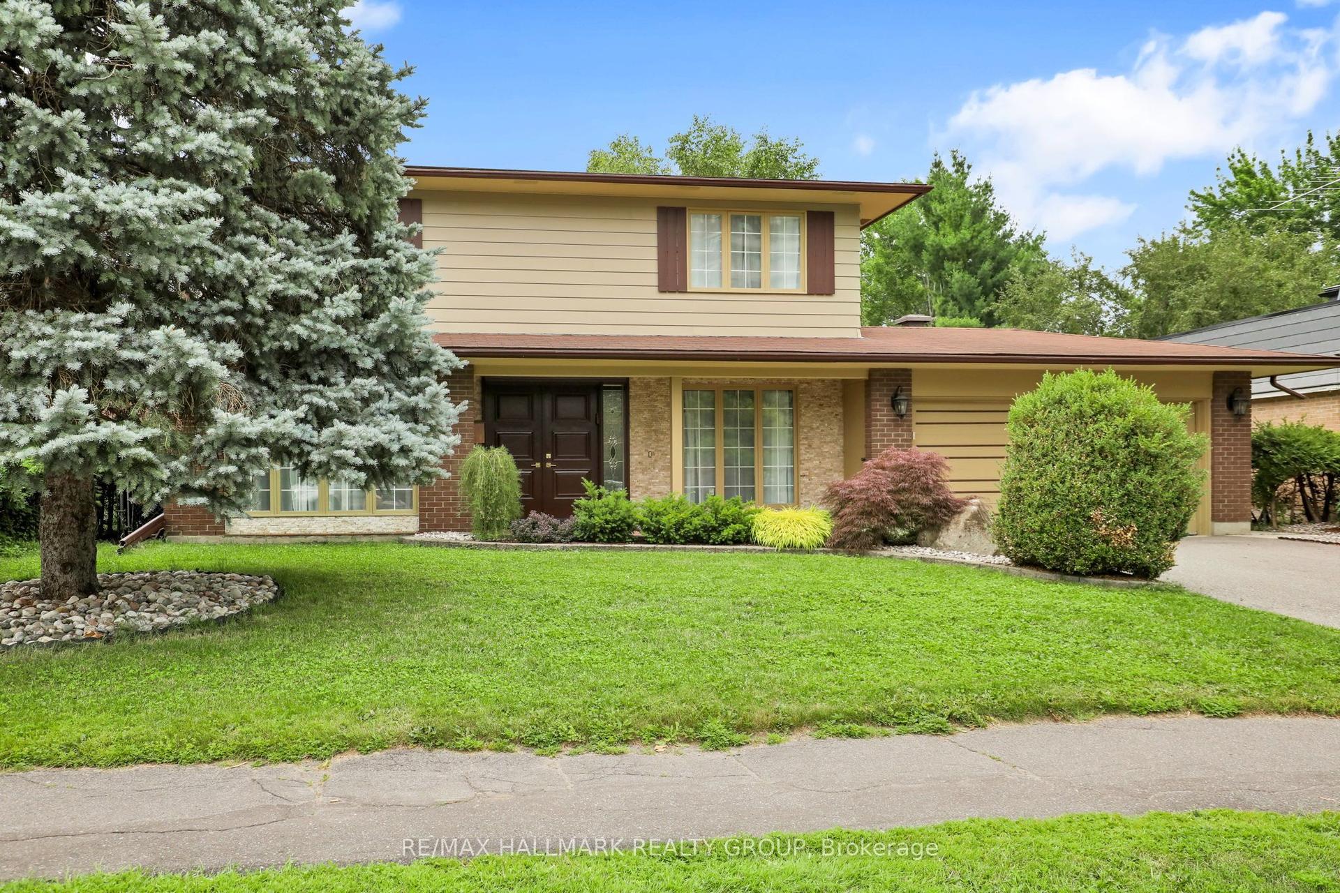 1712 Playfair Drive, Alta Vista and Area — Detached for sale, photo 1