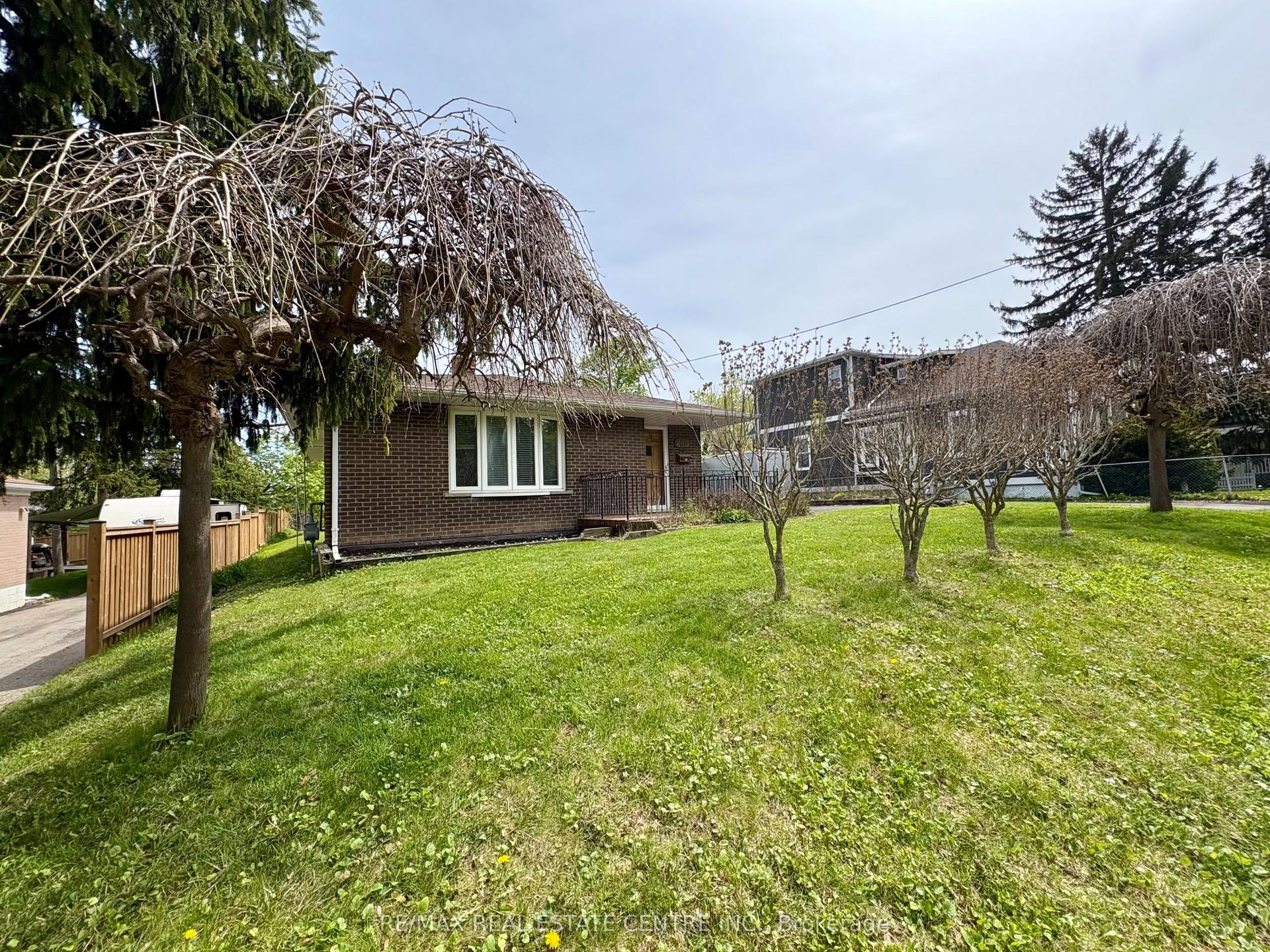260 Sydney Street — photo 1